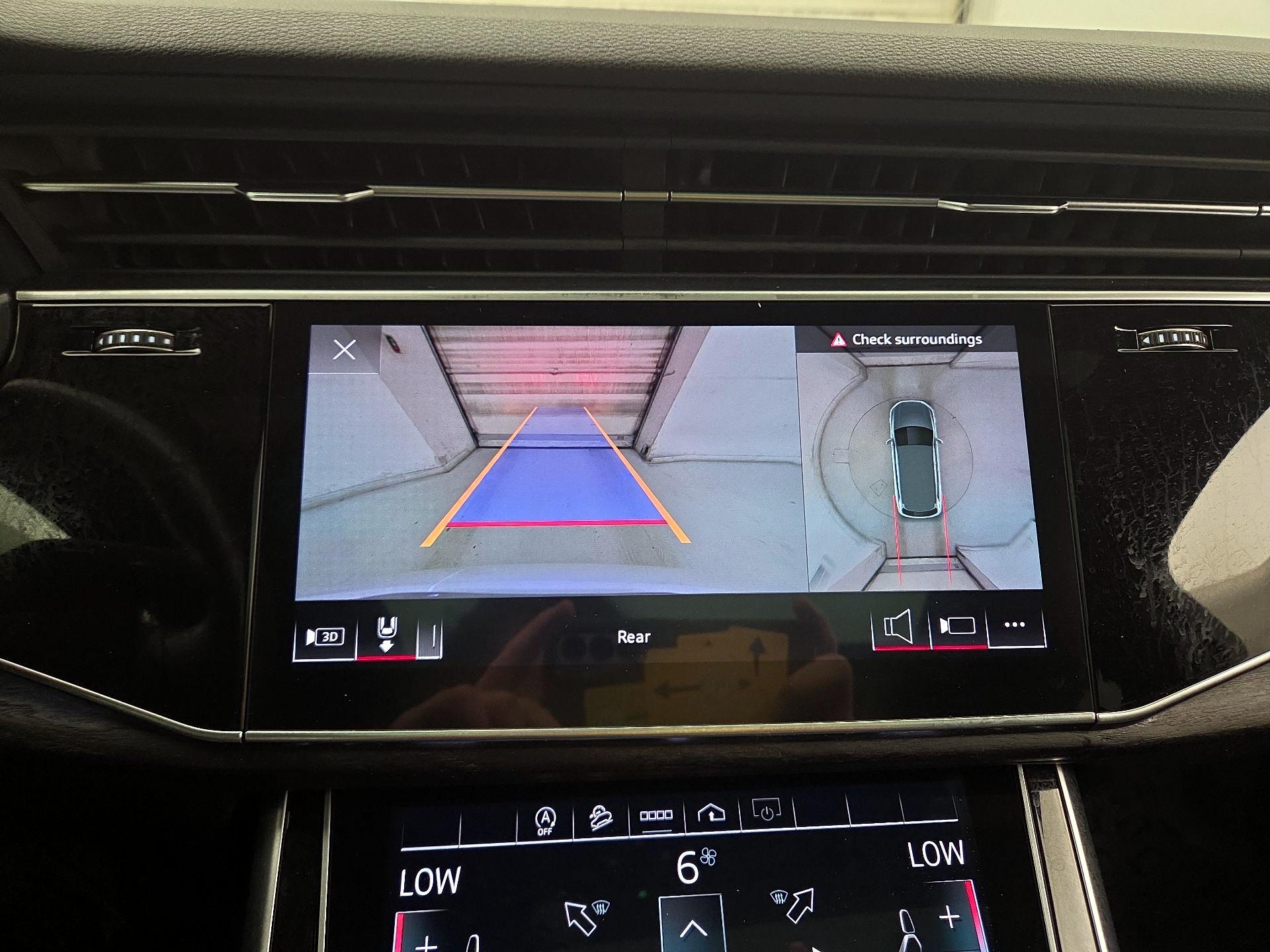 Thumbnail: 2021 Audi Q7 - 15