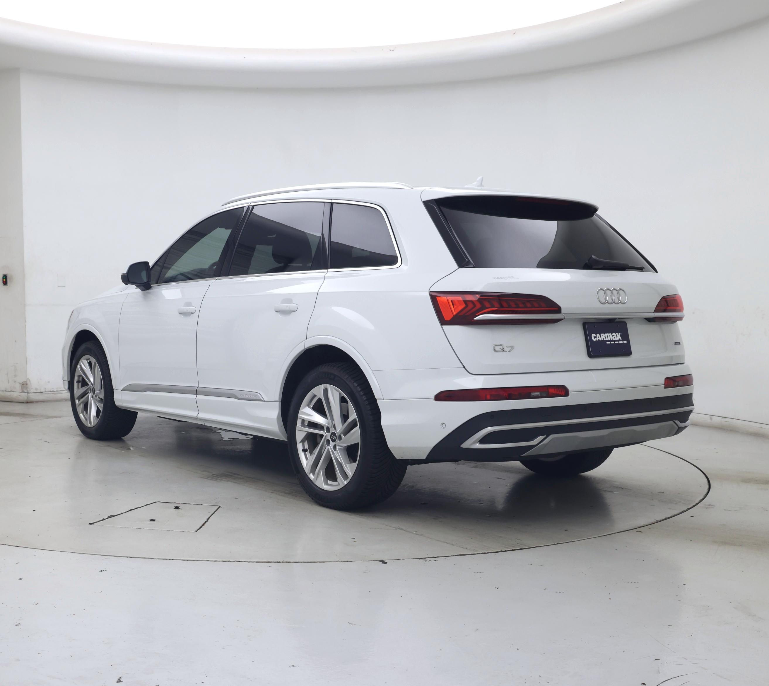 Thumbnail: 2021 Audi Q7 - 2