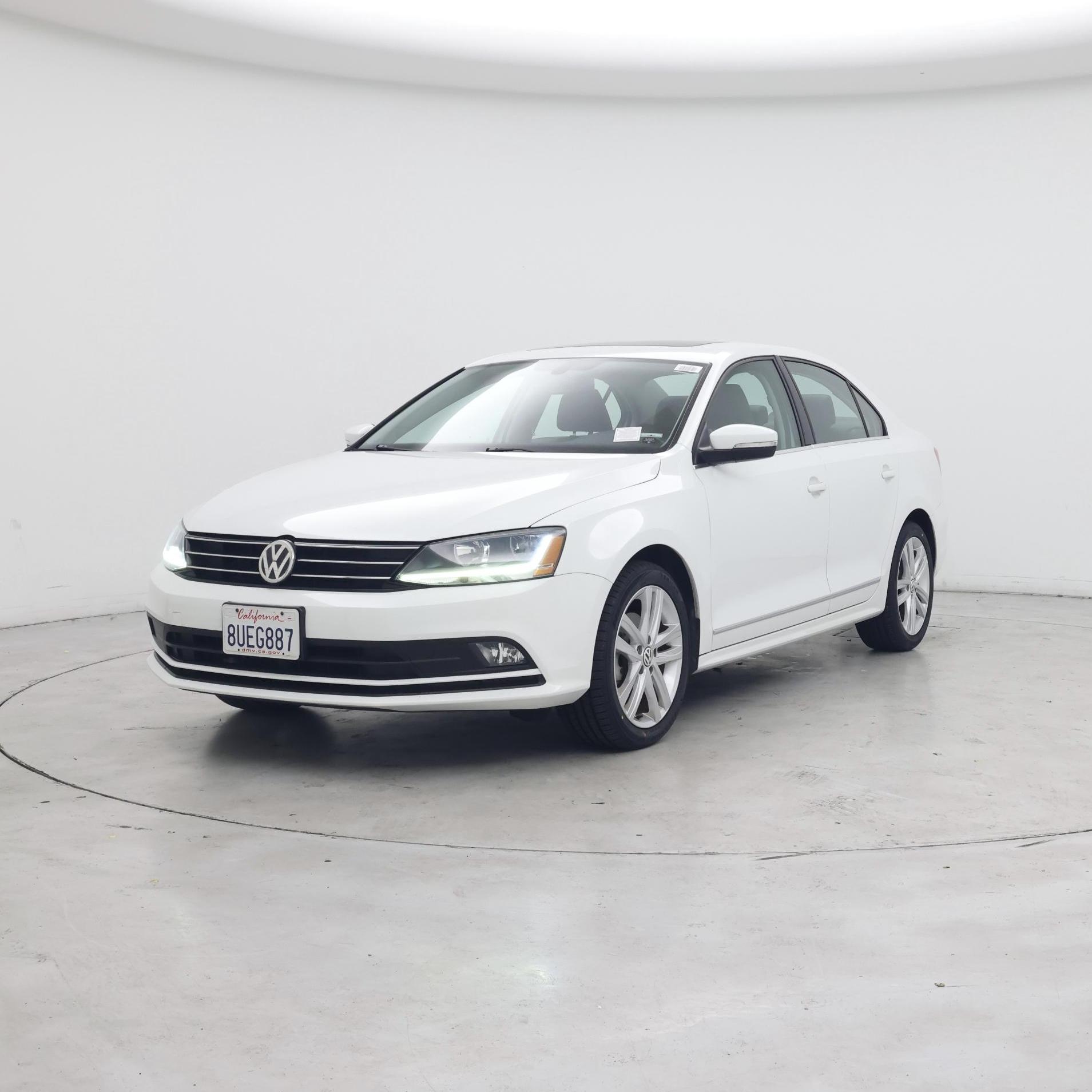 Thumbnail: 2017 Volkswagen Jetta - 4