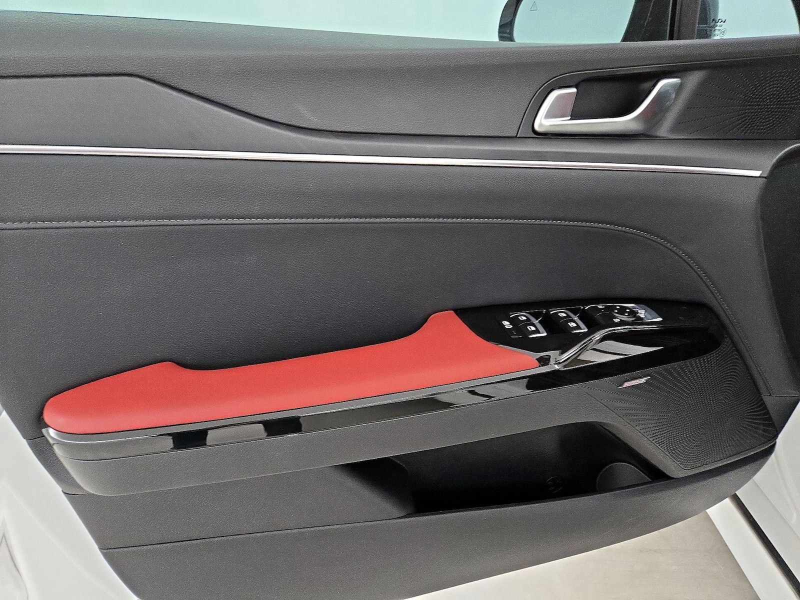 2025 Kia K5 GT-Line - Photo 13