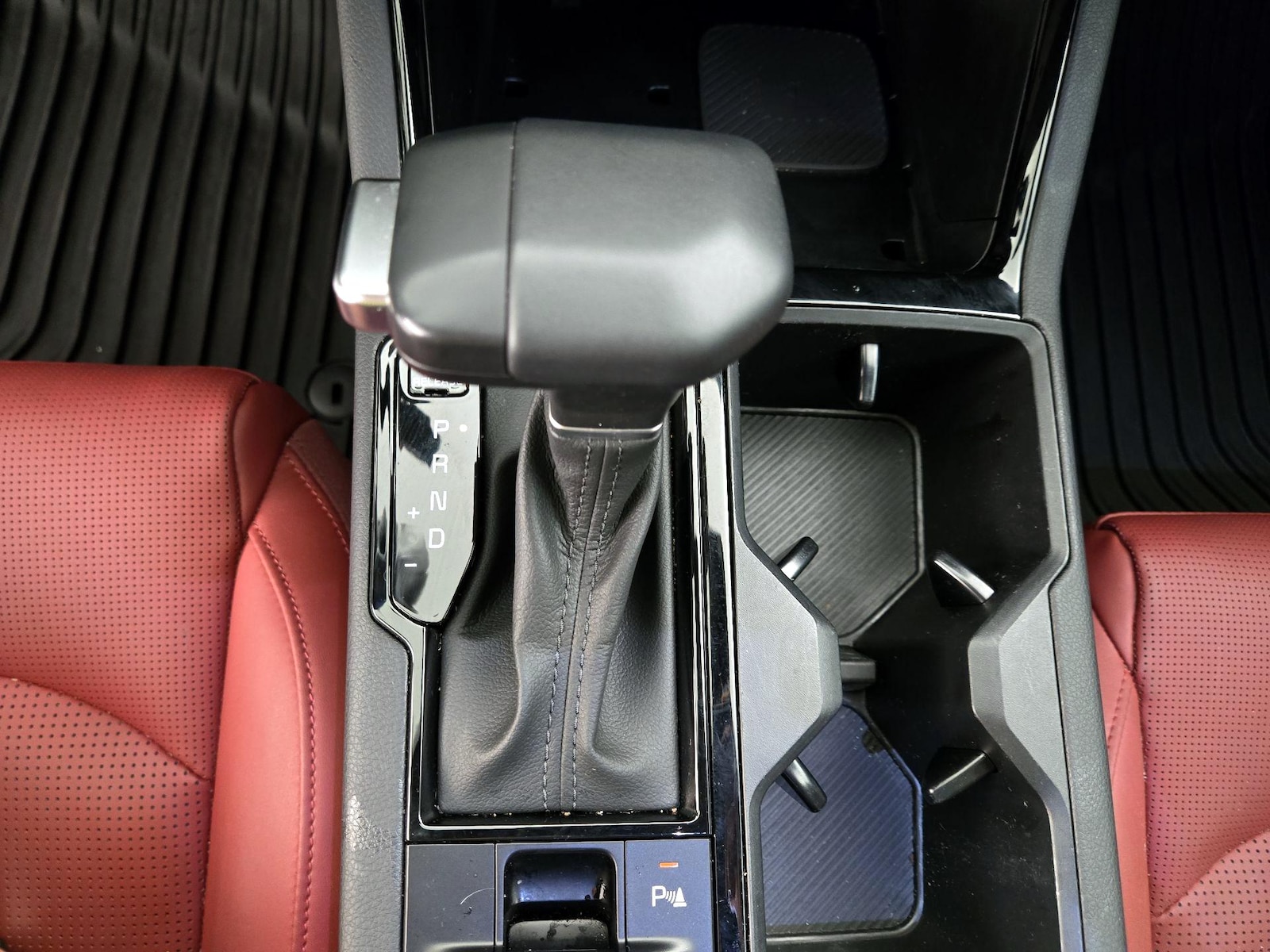 2025 Kia K5 GT-Line - Photo 19
