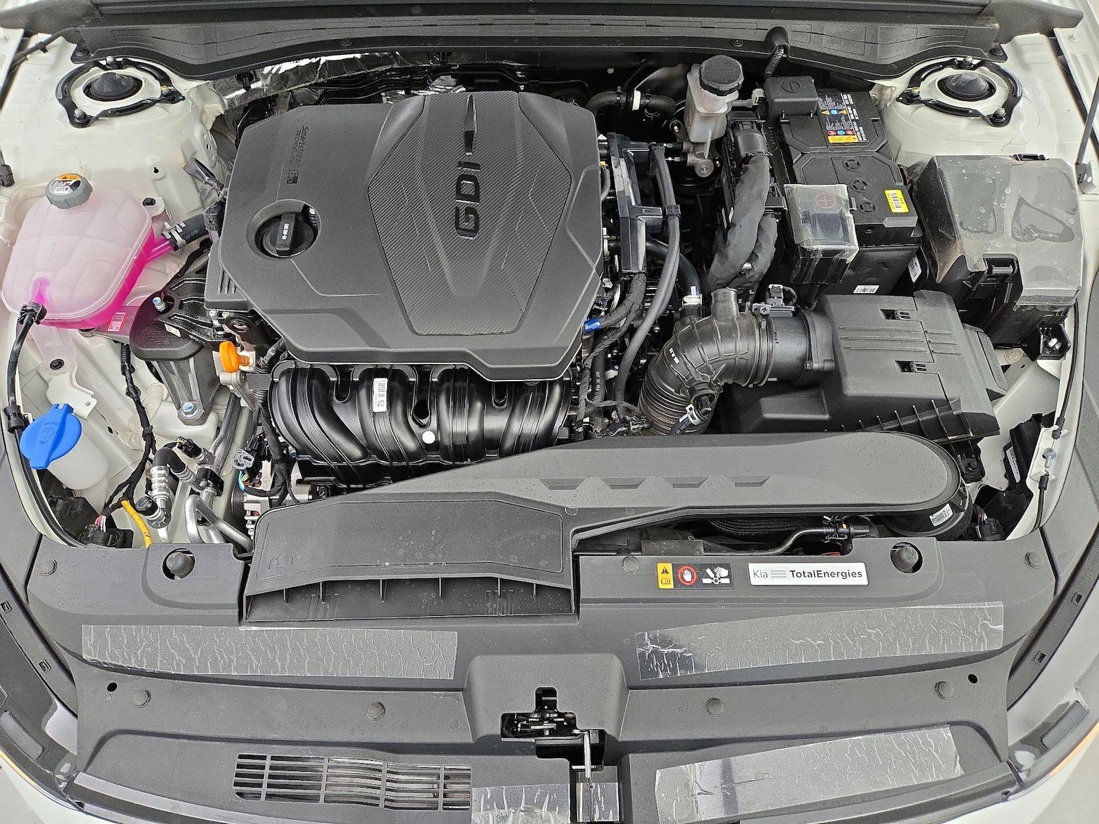 2025 Kia K5 GT-Line - Photo 24