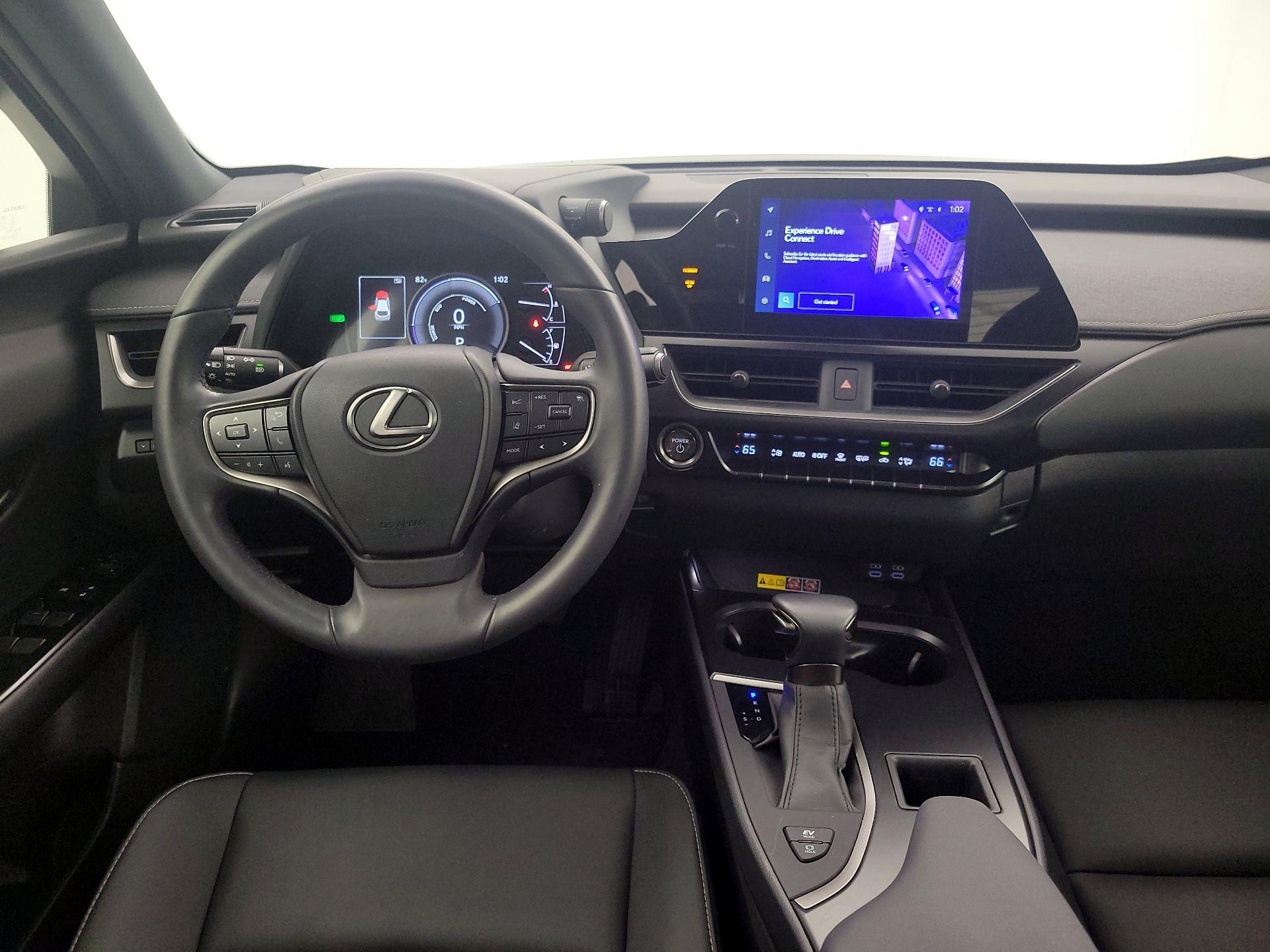 Thumbnail: 2024 Lexus UX - 10