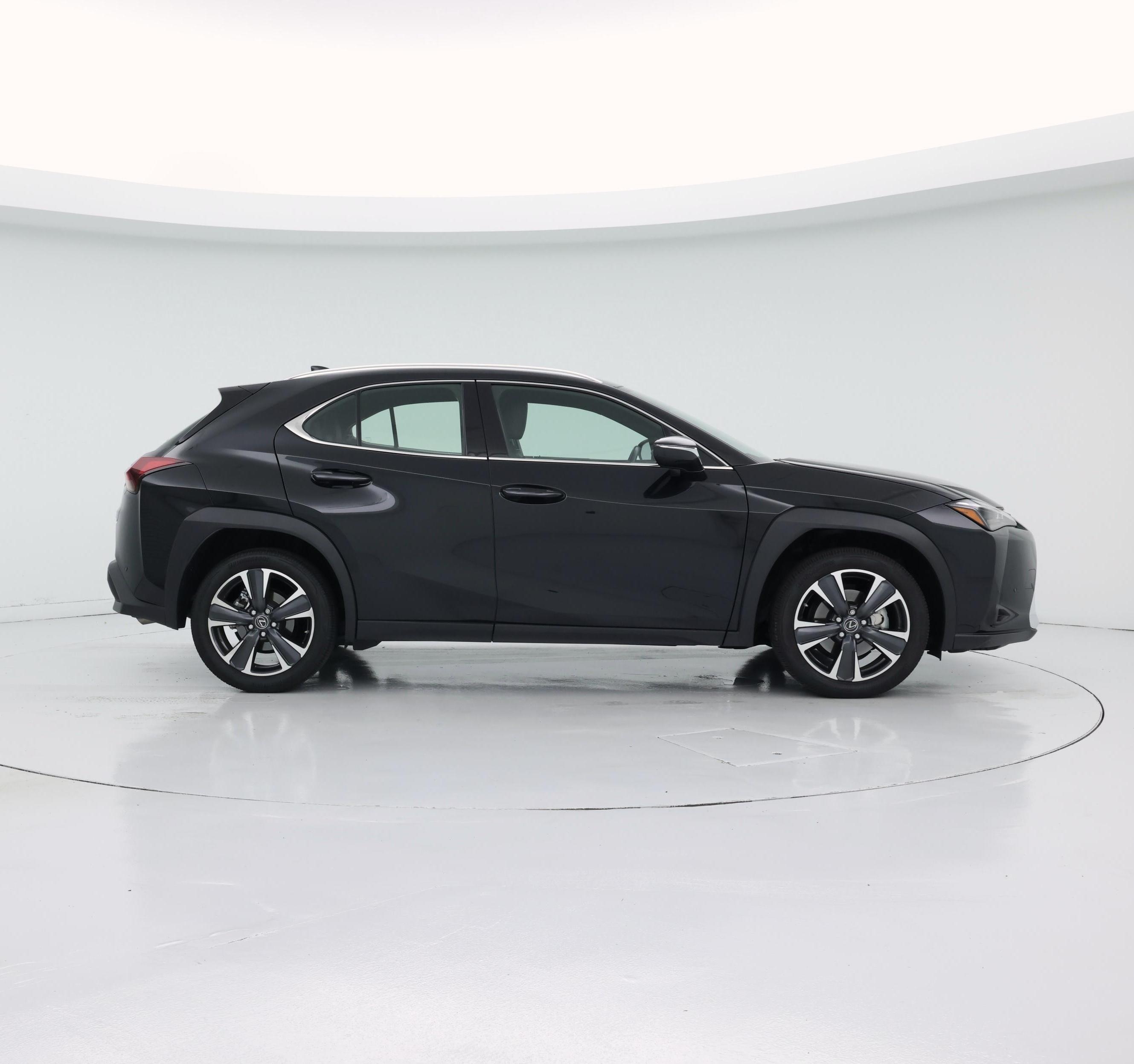 Thumbnail: 2024 Lexus UX - 7