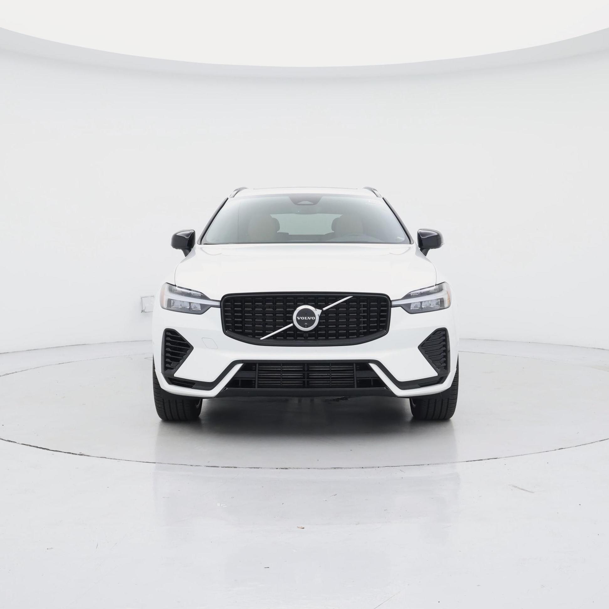 Thumbnail: 2025 Volvo XC60 - 5