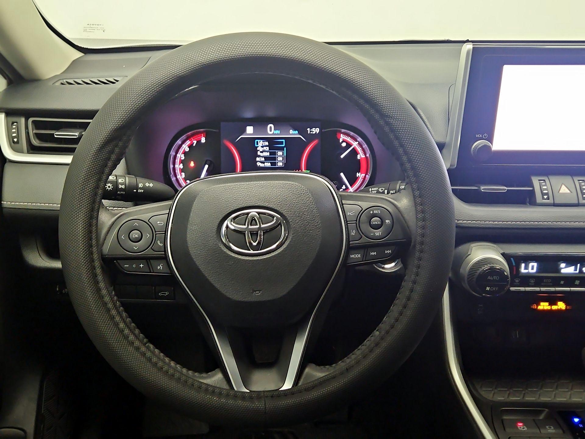 Thumbnail: 2024 Toyota RAV4 - 10