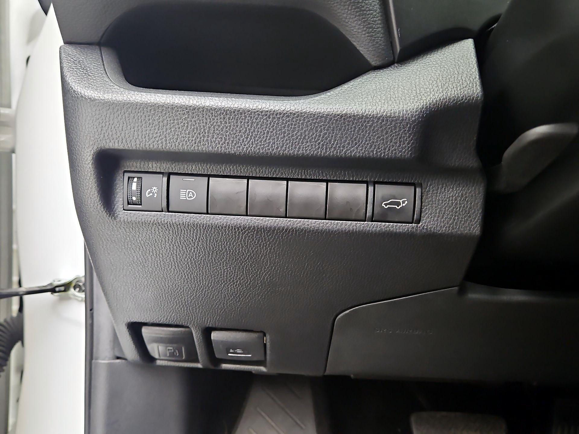 Thumbnail: 2024 Toyota RAV4 - 13