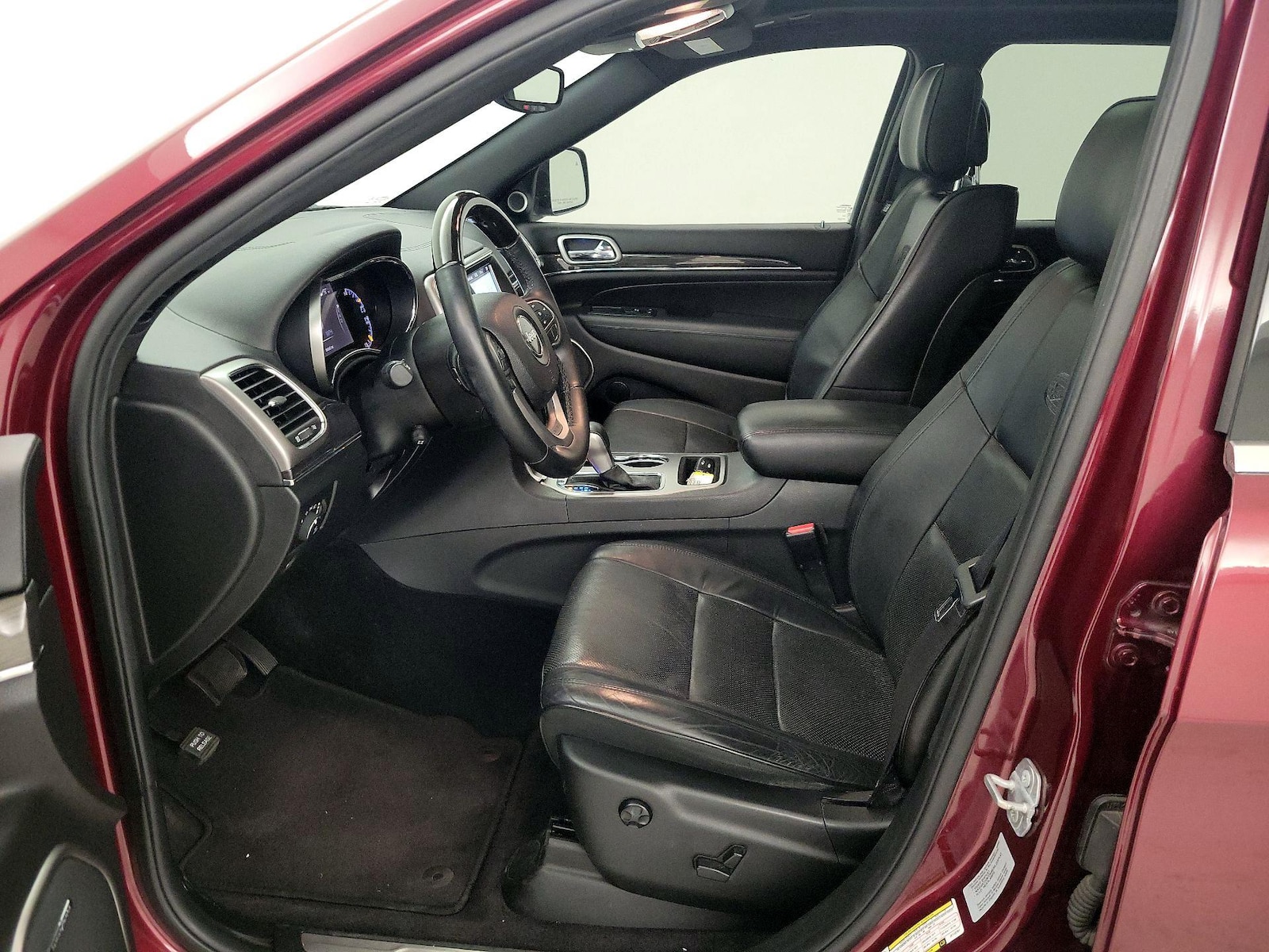 2018 Jeep Grand Cherokee Overland - Photo 12