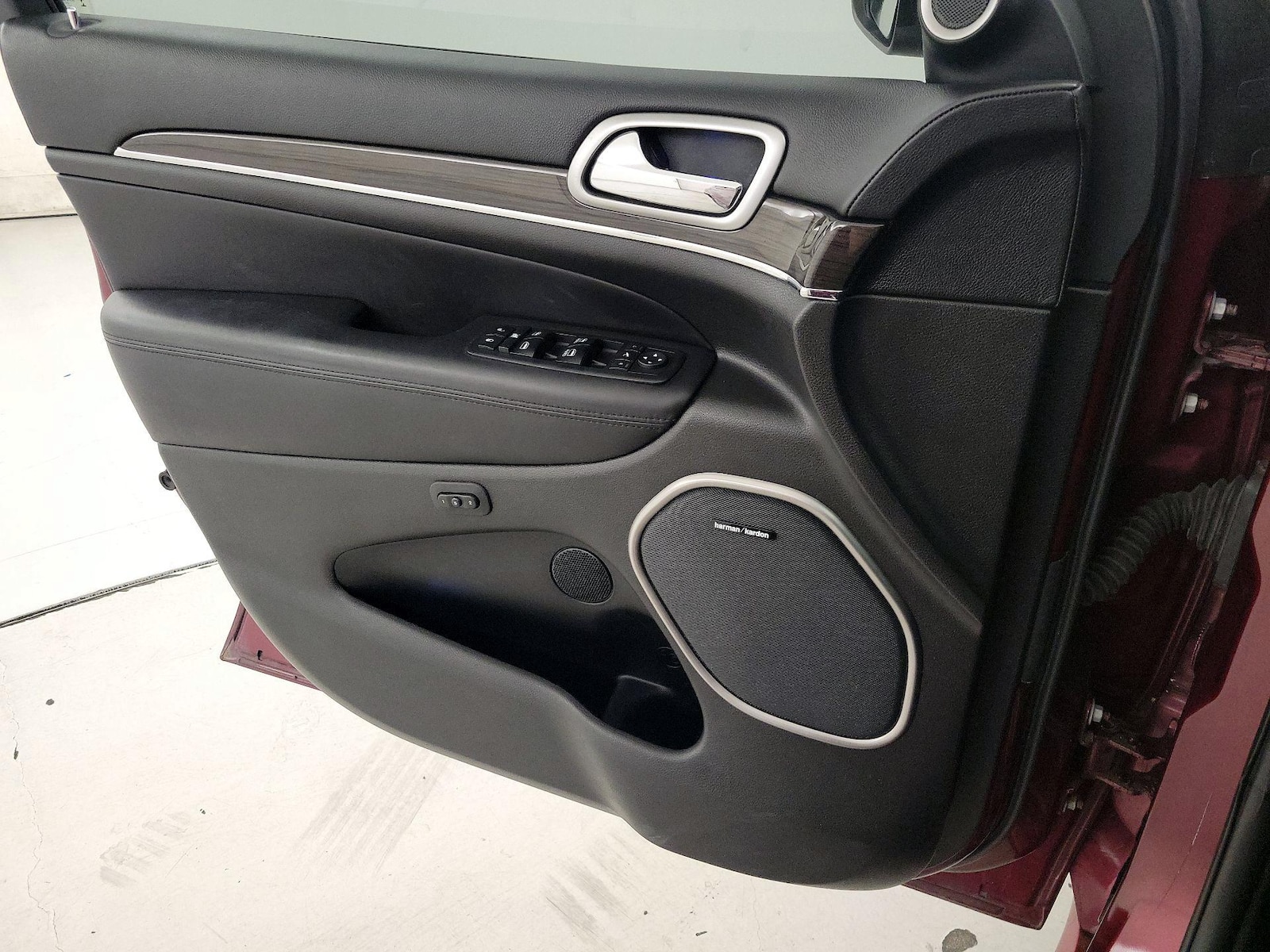 2018 Jeep Grand Cherokee Overland - Photo 13