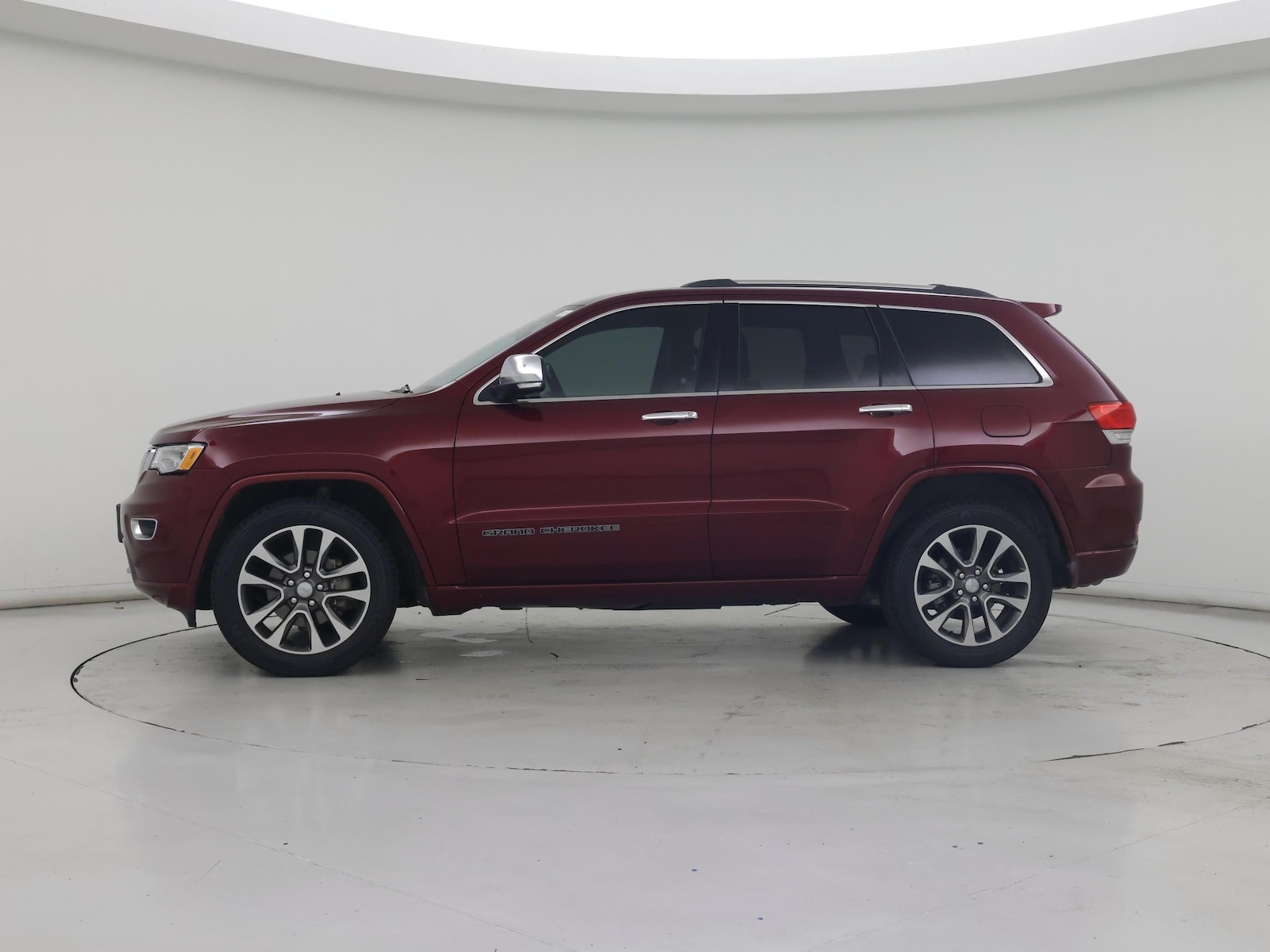 2018 Jeep Grand Cherokee Overland - Photo 4