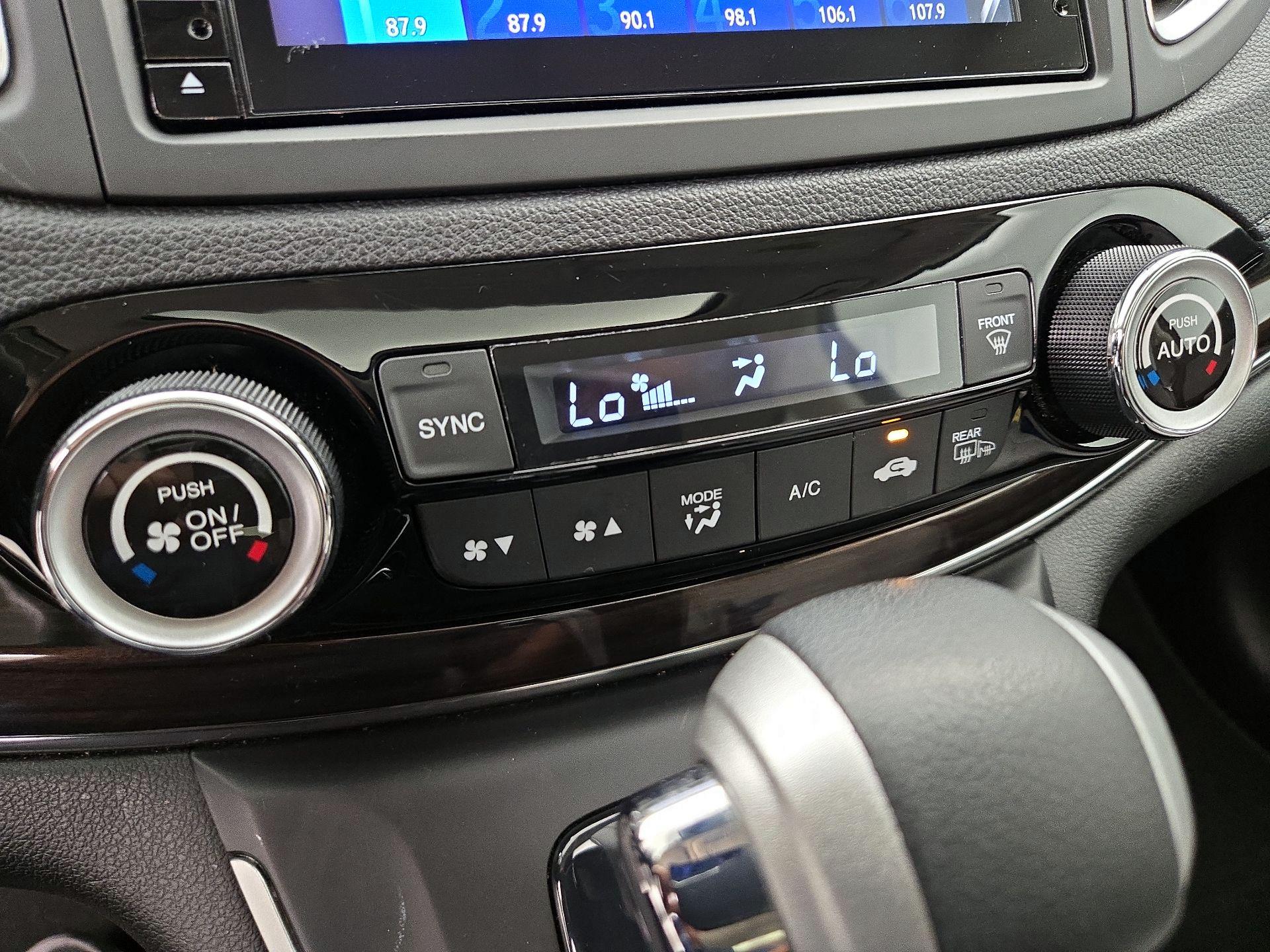 Thumbnail: 2015 Honda CR-V - 17