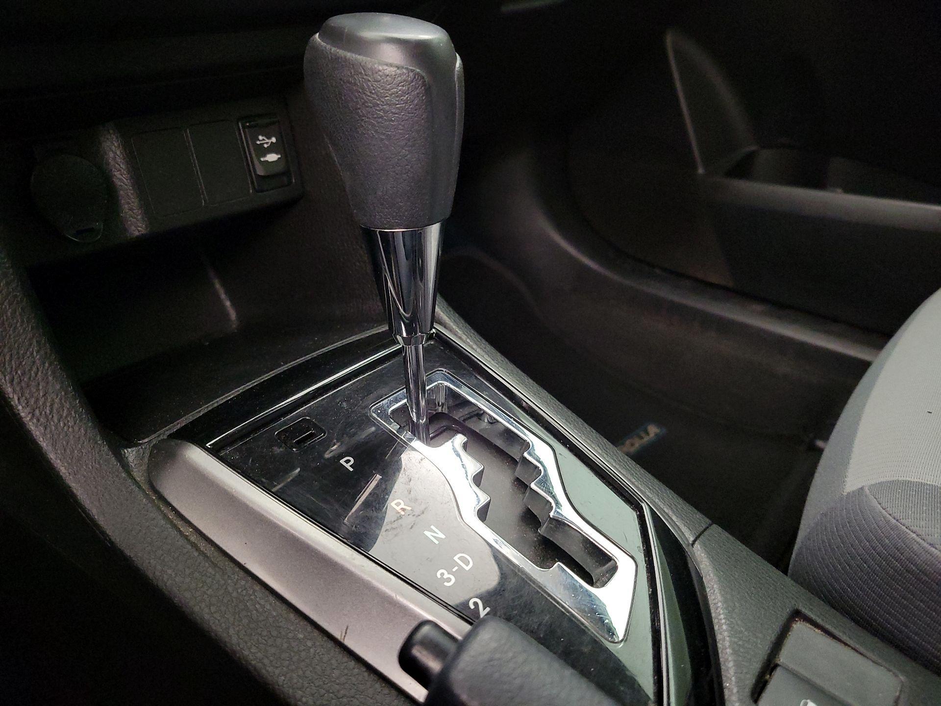 Thumbnail: 2016 Toyota Corolla - 16