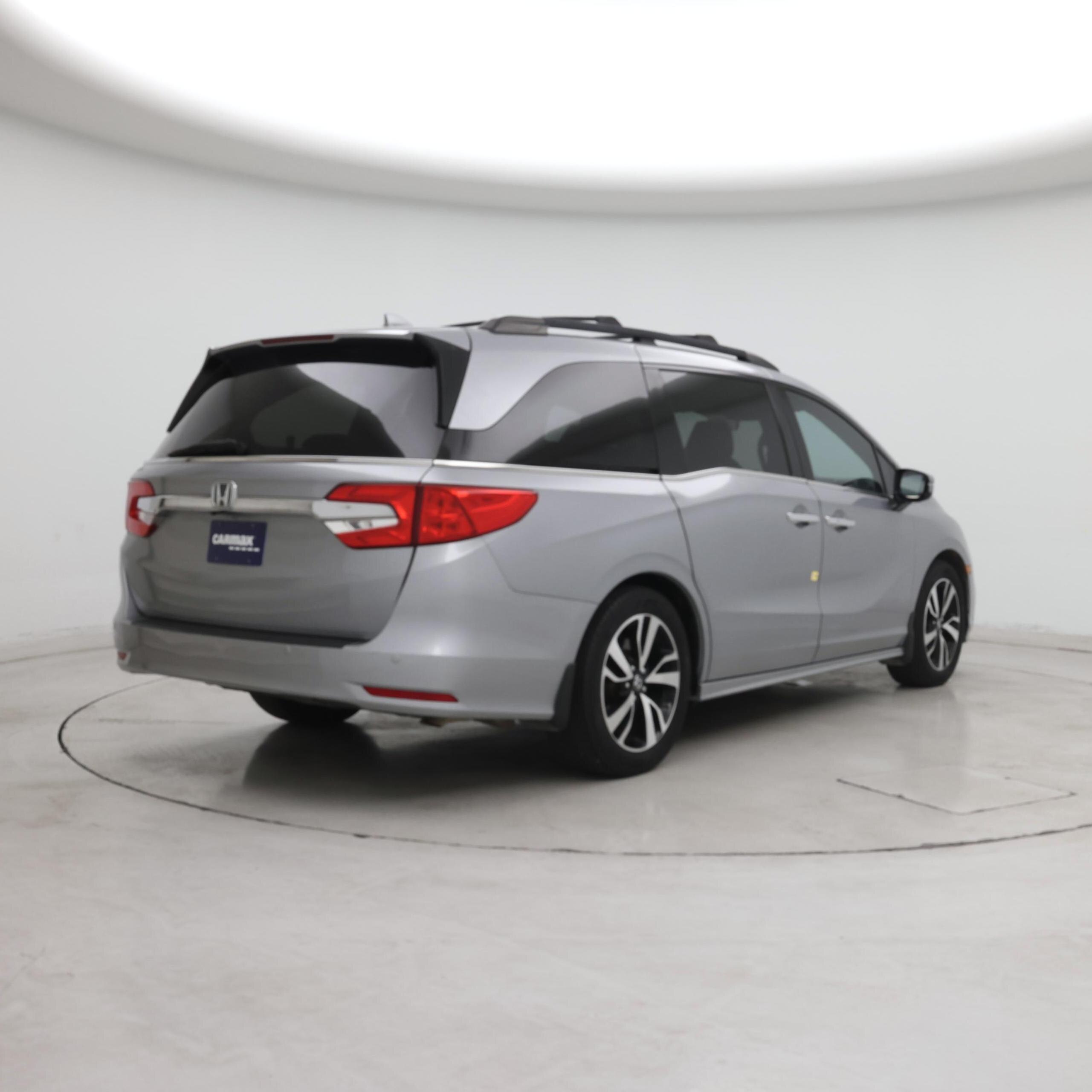 Thumbnail: 2018 Honda Odyssey - 8
