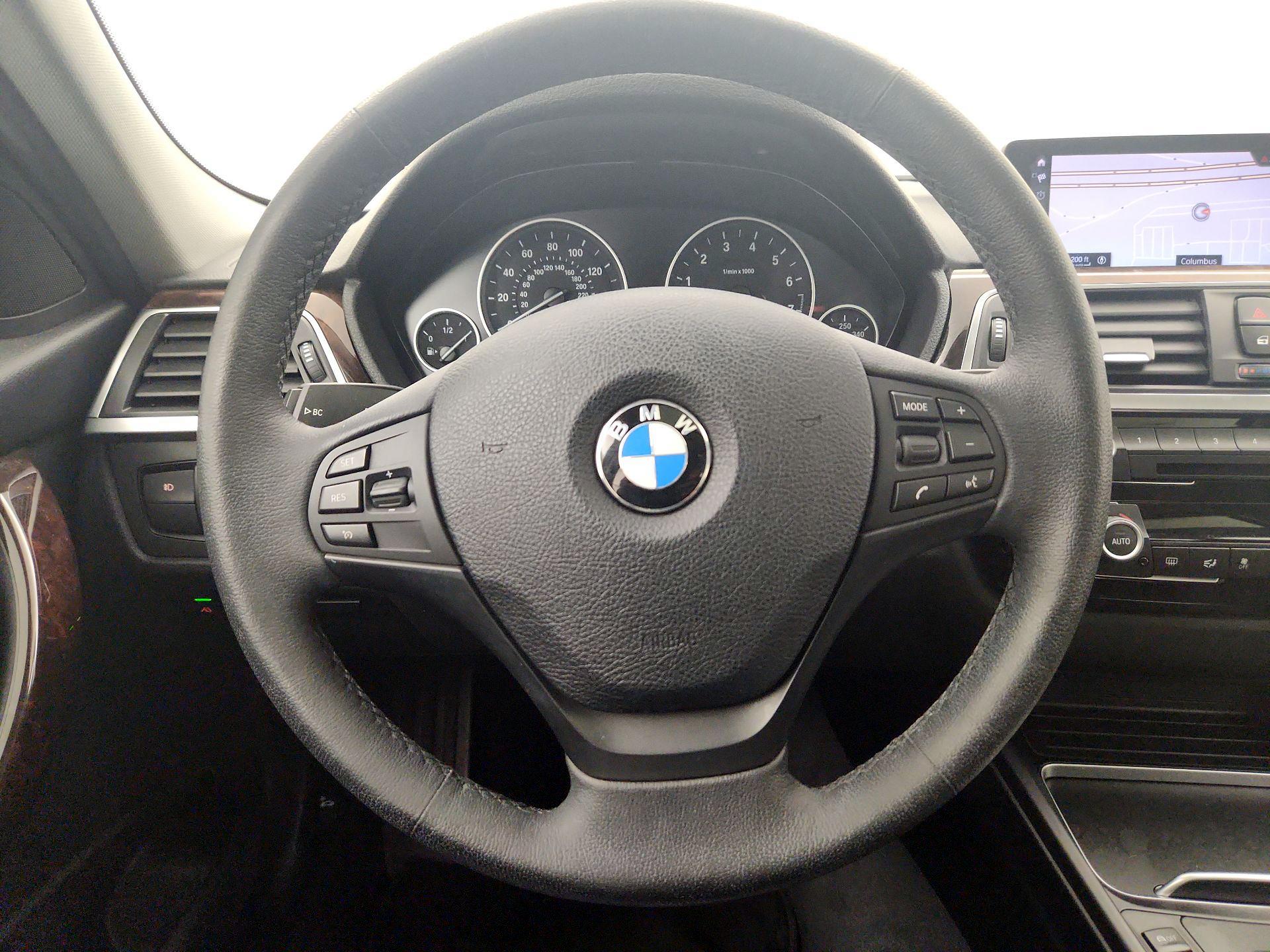 Thumbnail: 2018 BMW 3 Series - 10