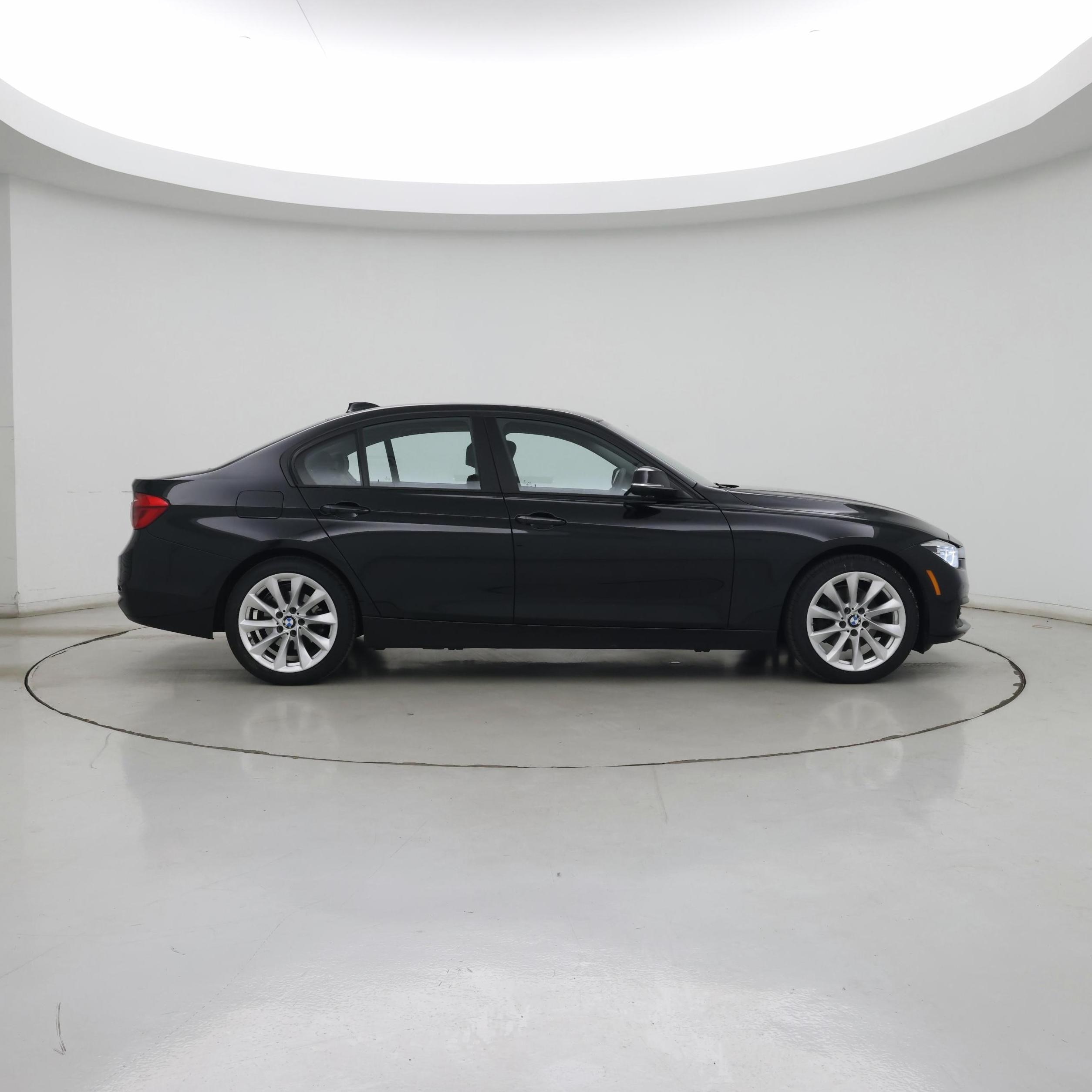 Thumbnail: 2018 BMW 3 Series - 7