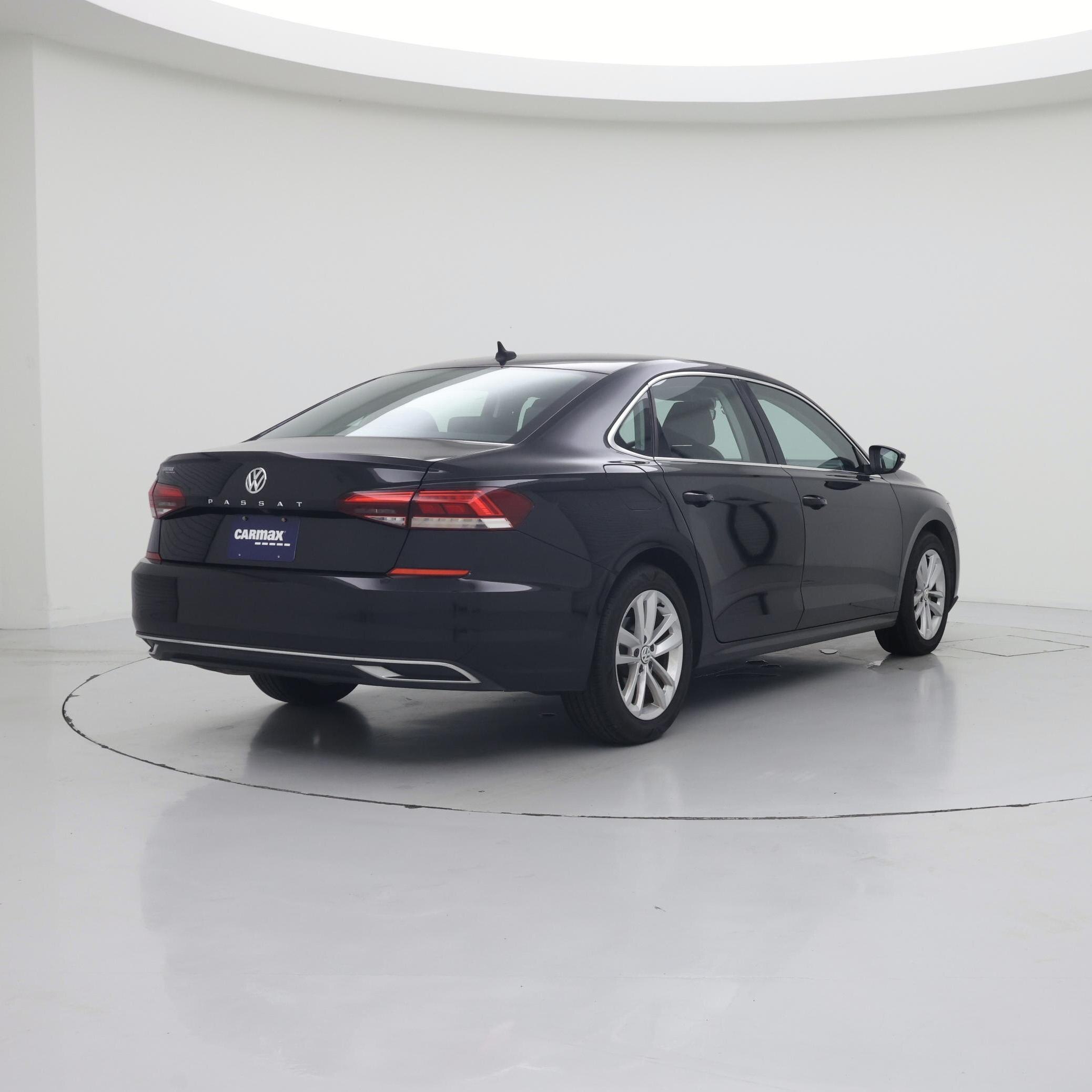 Thumbnail: 2020 Volkswagen Passat - 8