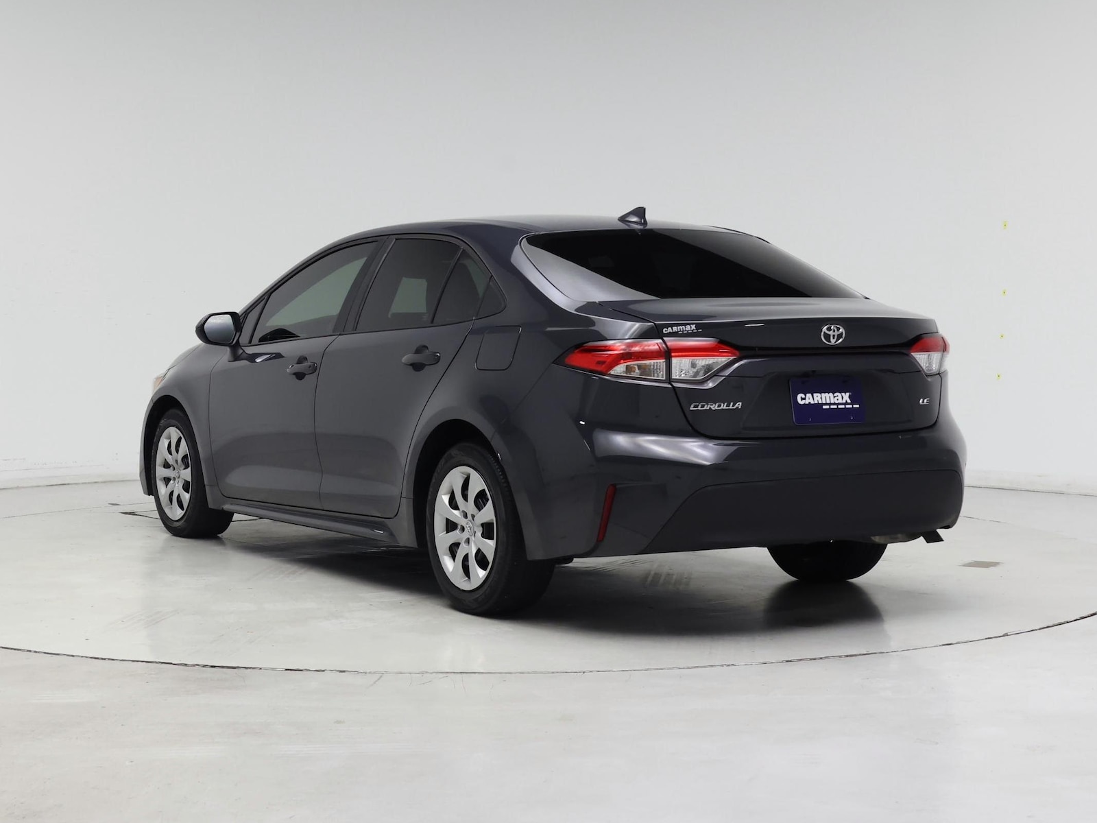 2023 Toyota Corolla LE - Photo 3