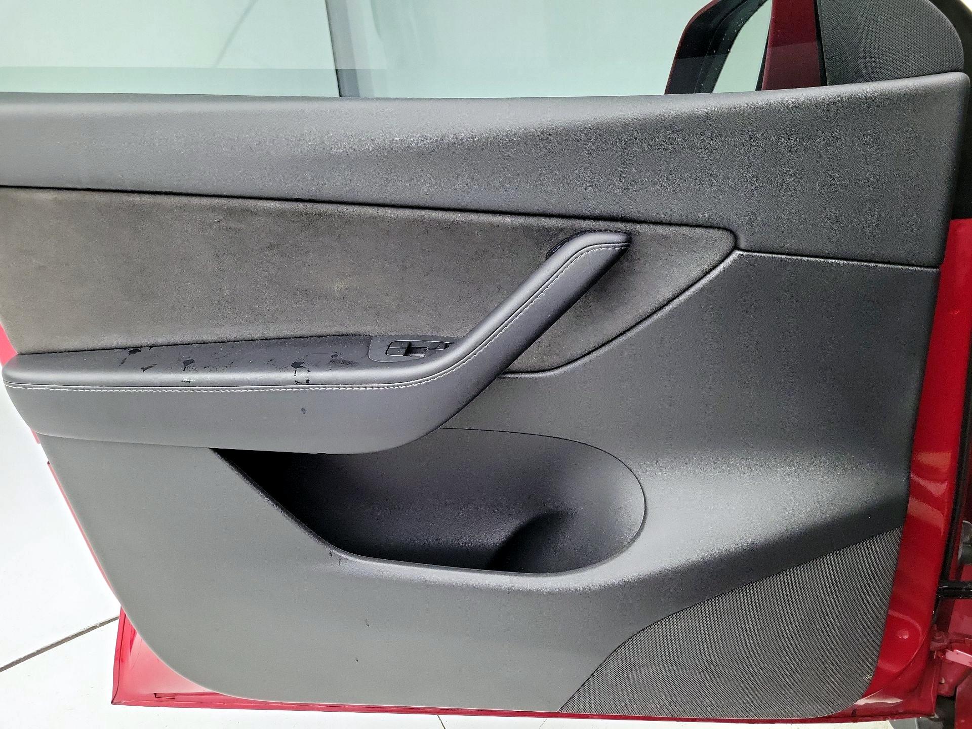 Thumbnail: 2021 Tesla Model Y - 12