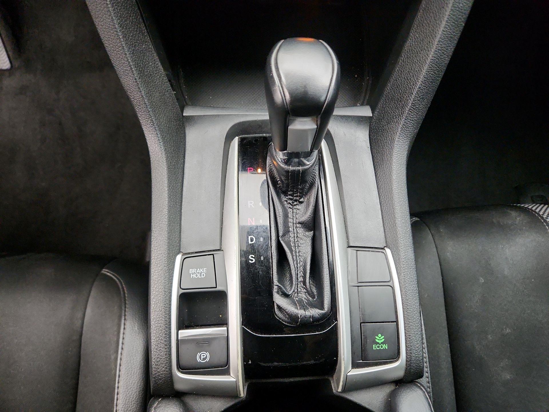 Thumbnail: 2019 Honda Civic - 17