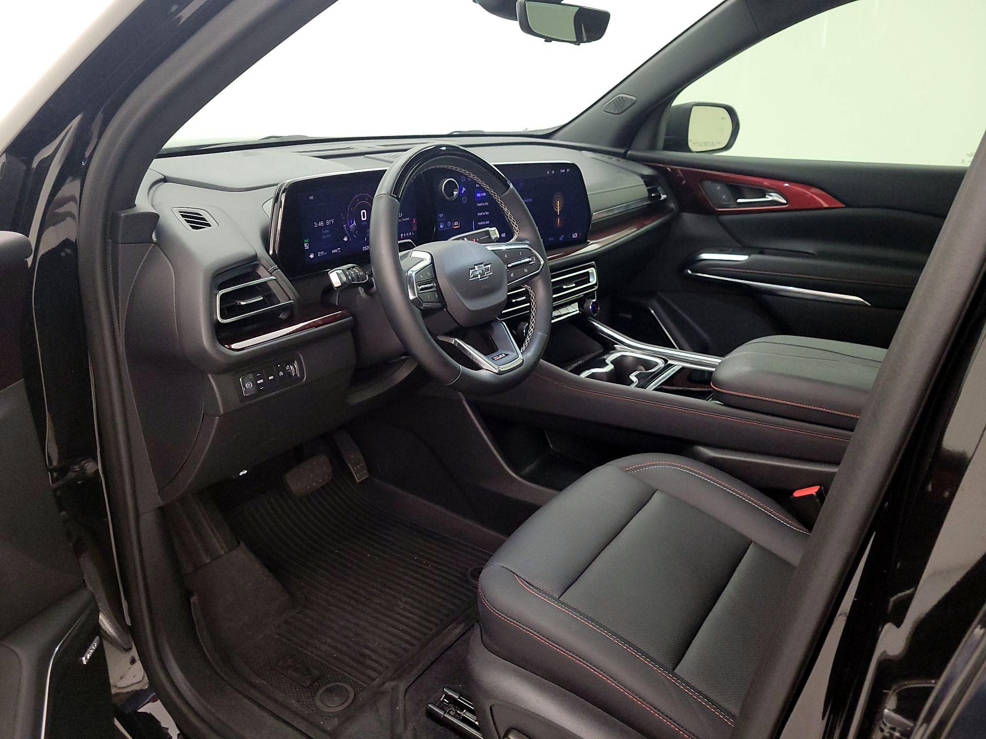 Thumbnail: 2024 Chevrolet Traverse - 11