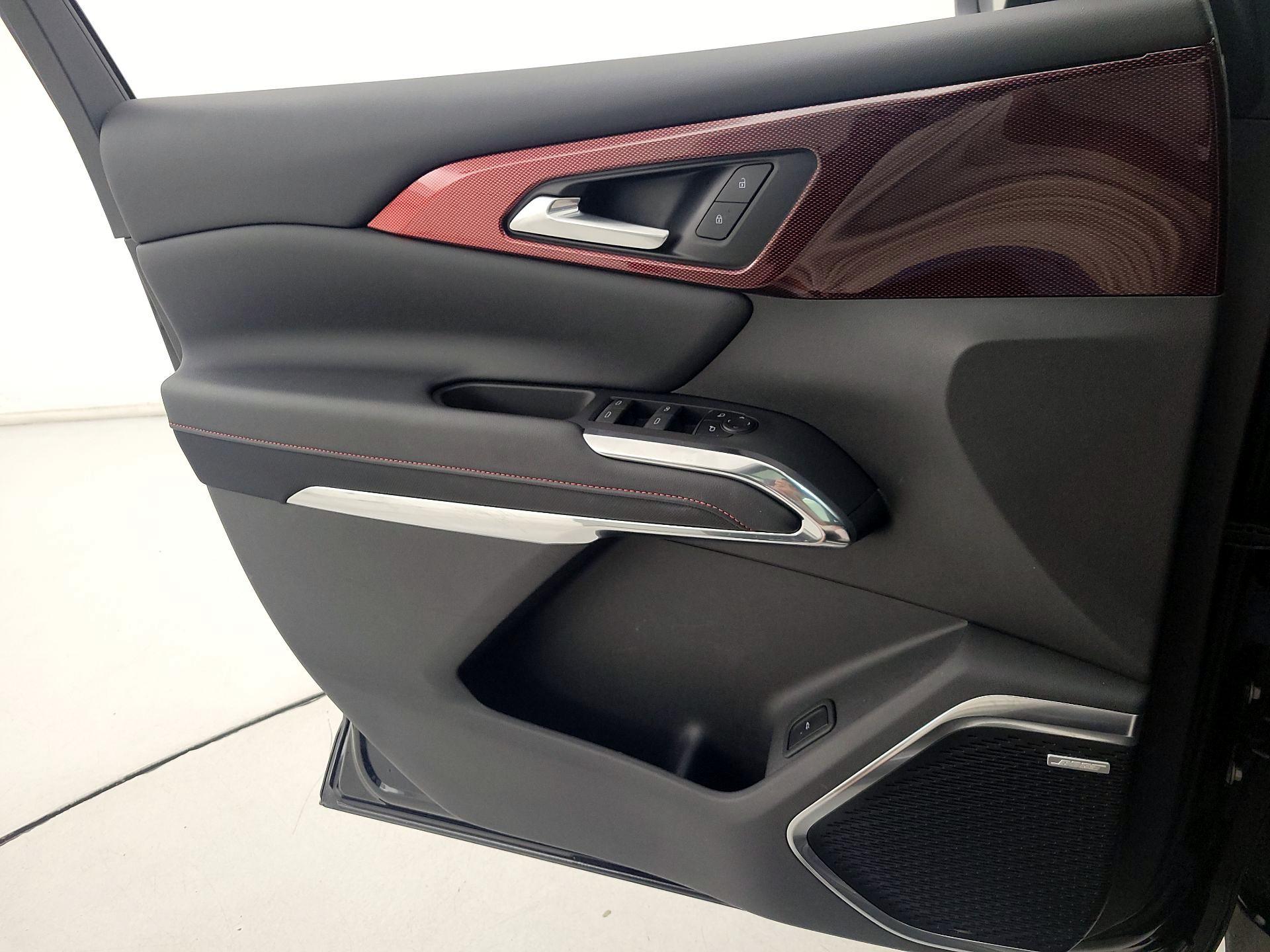 Thumbnail: 2024 Chevrolet Traverse - 12