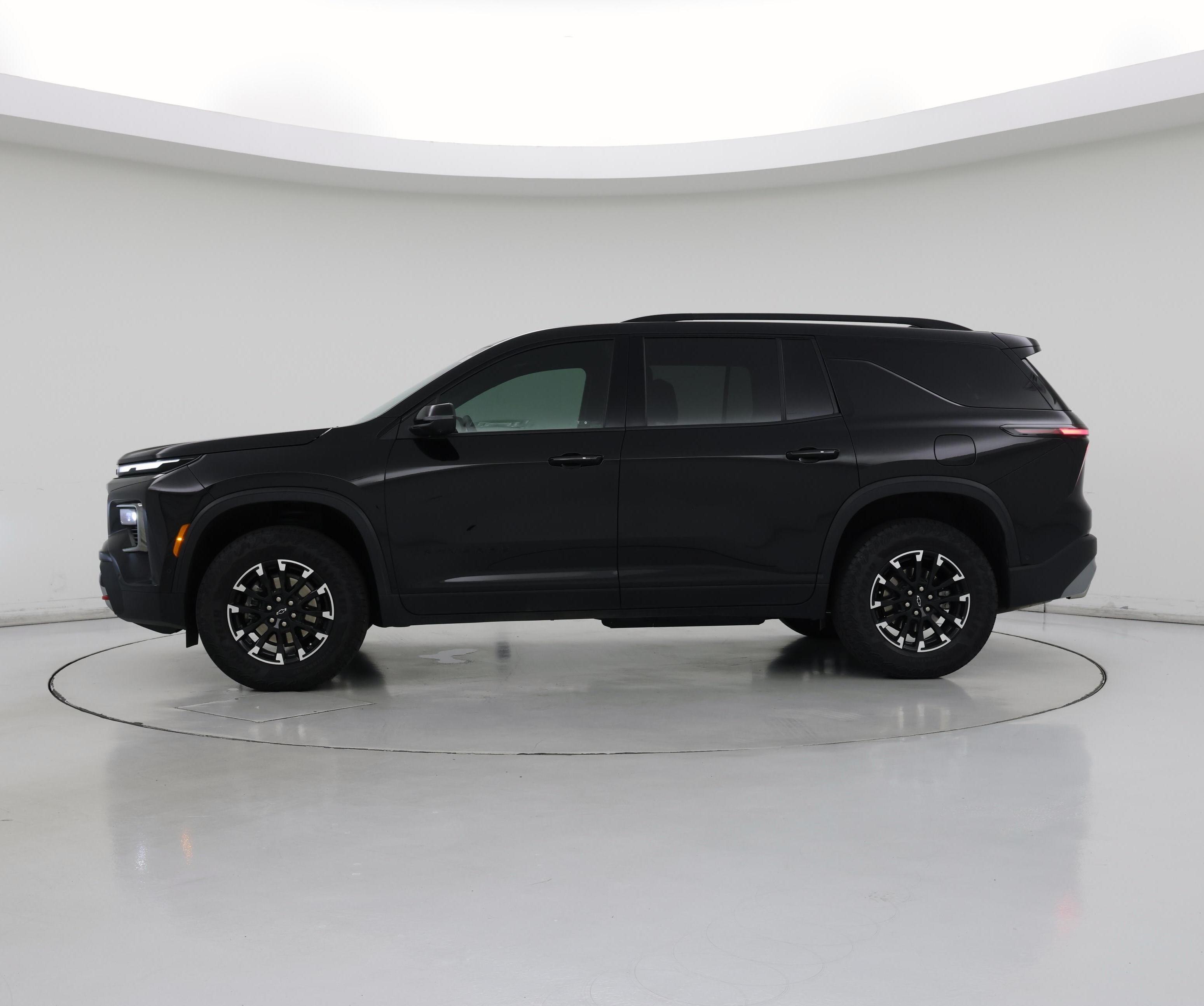 Thumbnail: 2024 Chevrolet Traverse - 3