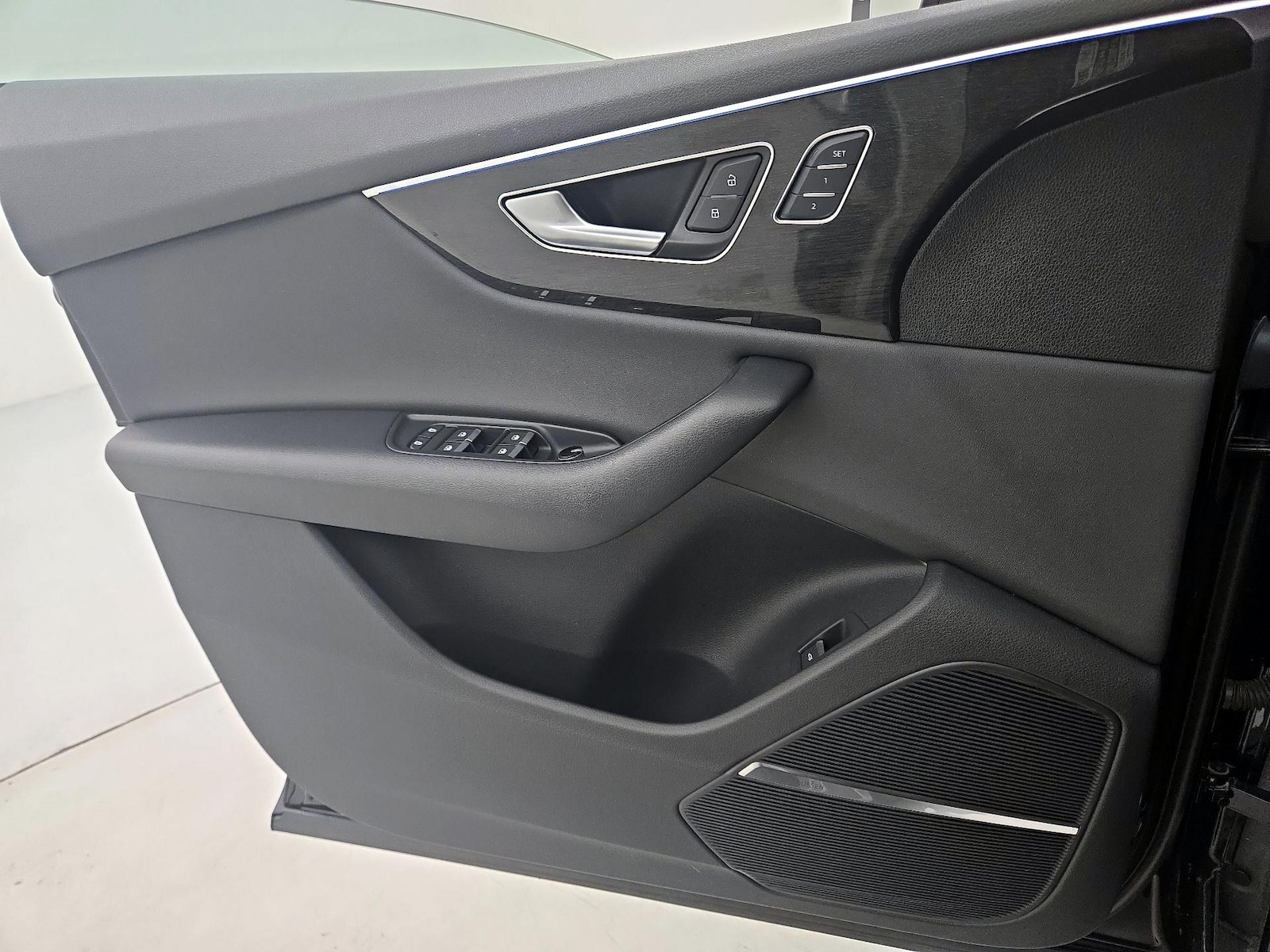 2019 Audi Q8 Premium Plus - Photo 13