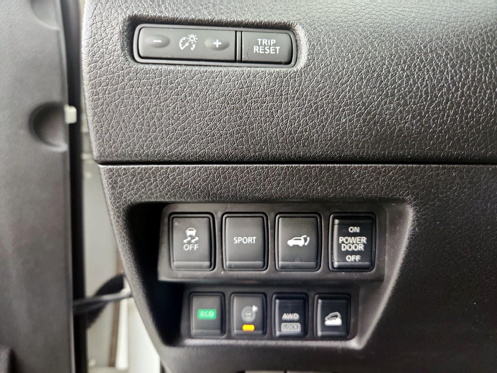 Thumbnail: 2015 Nissan Rogue - 13