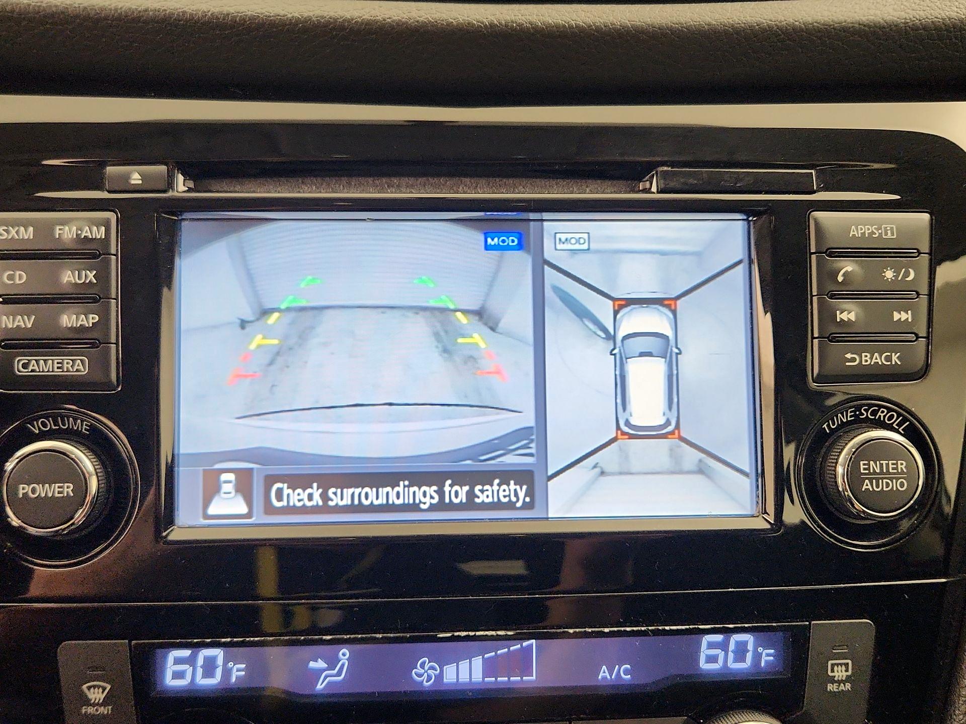 Thumbnail: 2015 Nissan Rogue - 15