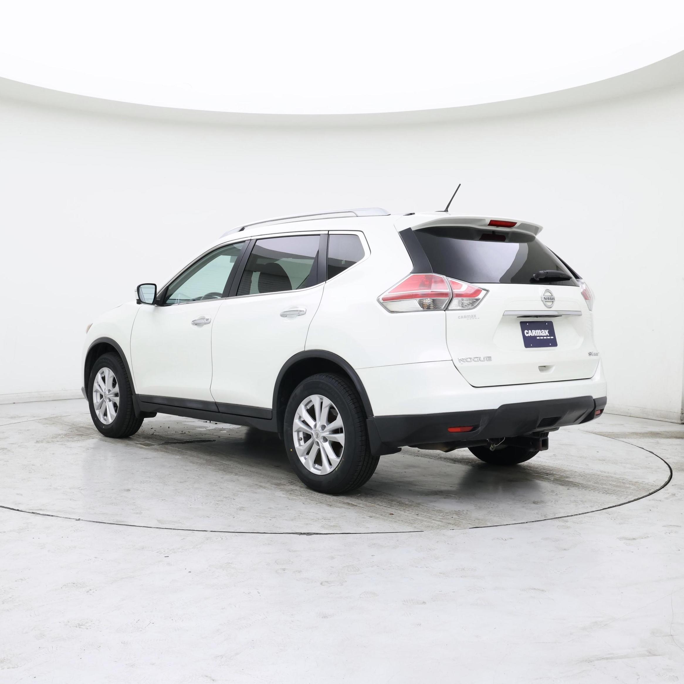 Thumbnail: 2015 Nissan Rogue - 2