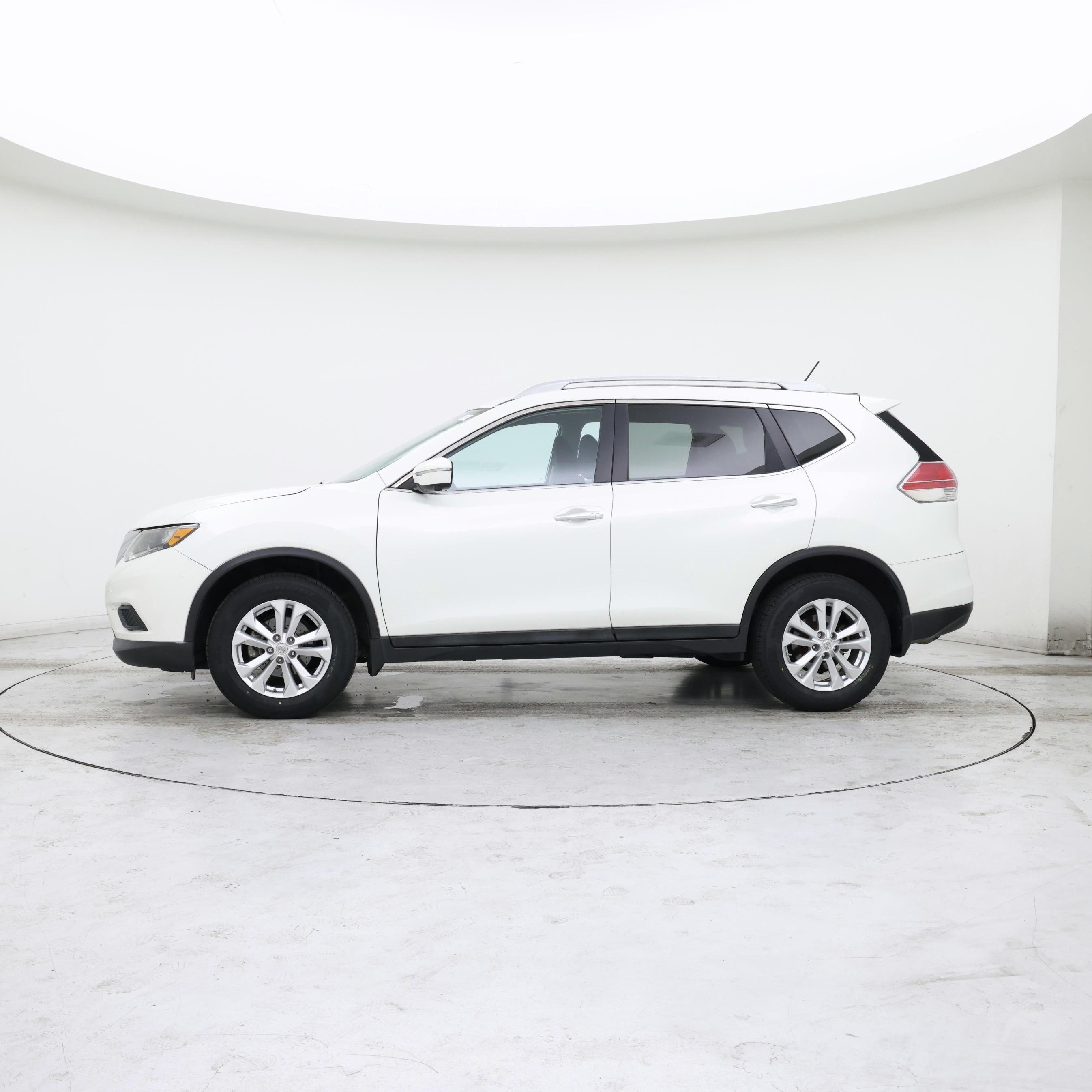Thumbnail: 2015 Nissan Rogue - 3