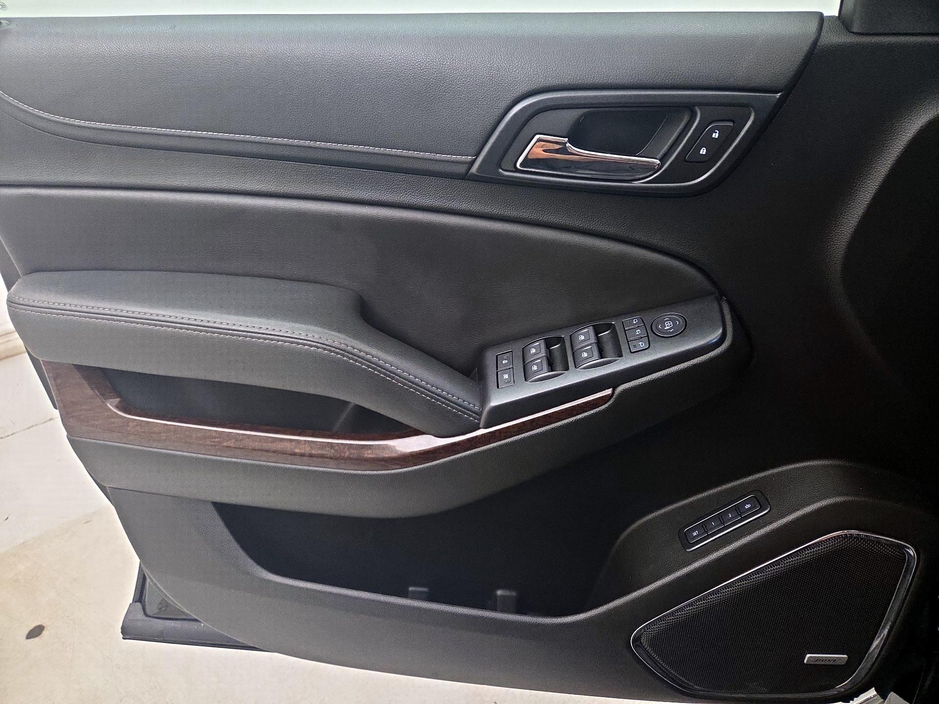 Thumbnail: 2019 GMC Yukon - 12