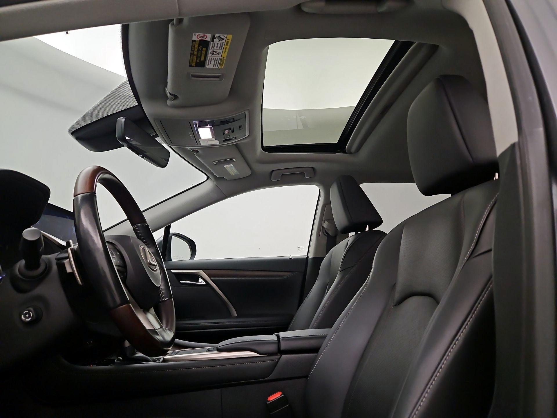 Thumbnail: 2020 Lexus RX - 20