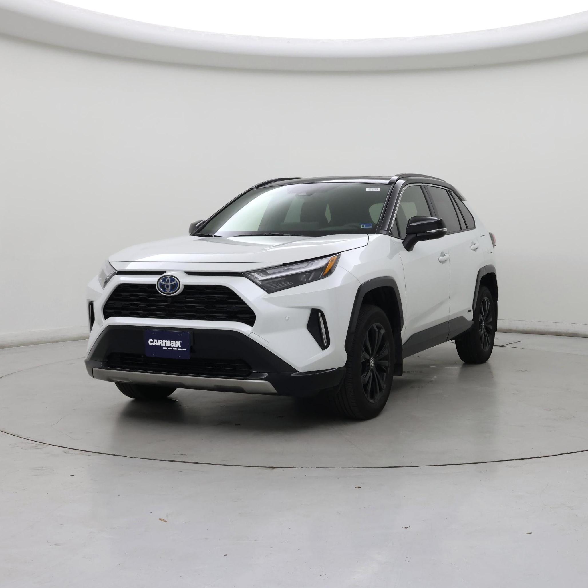 Thumbnail: 2024 Toyota RAV4 - 4