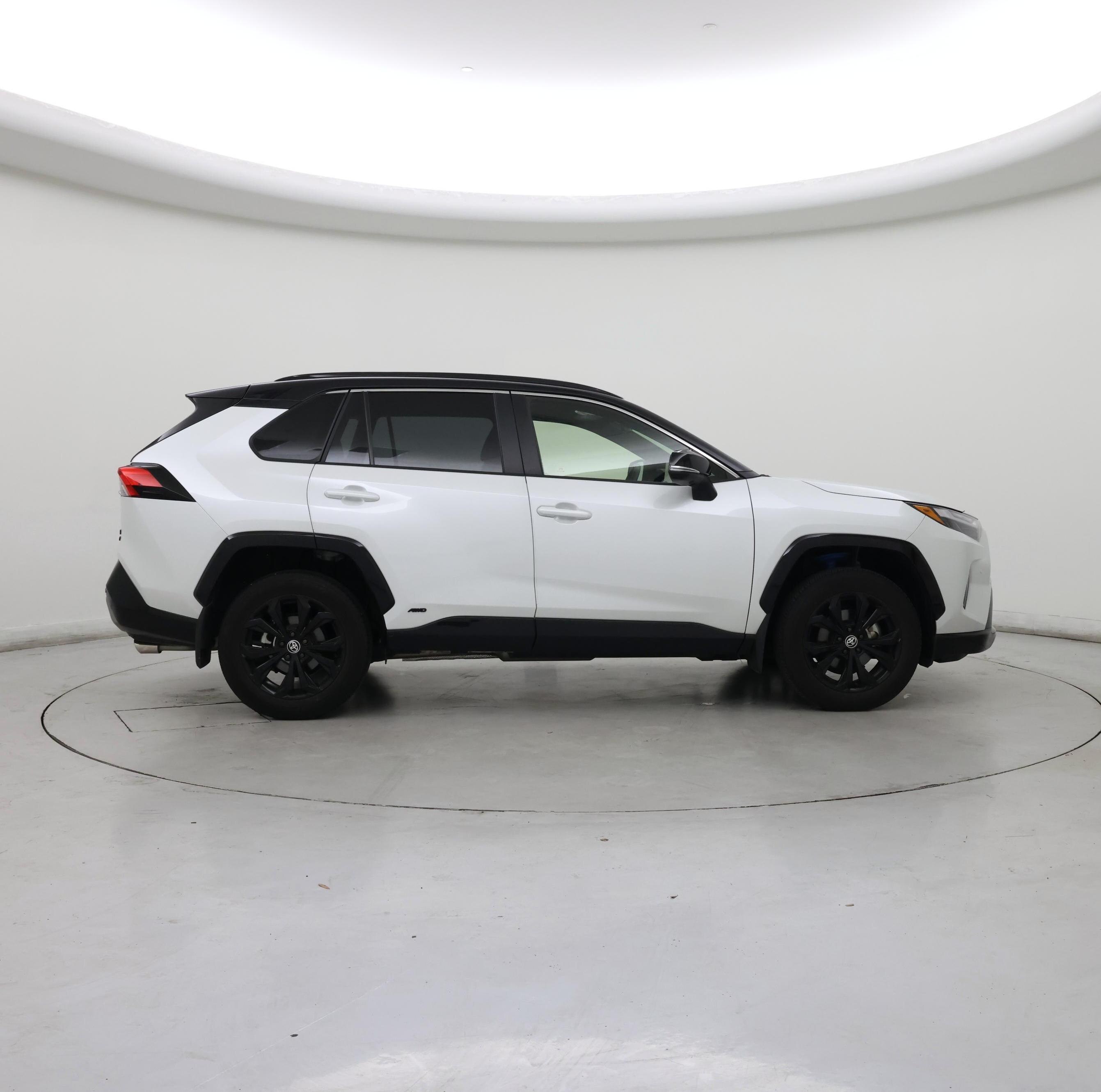Thumbnail: 2024 Toyota RAV4 - 7