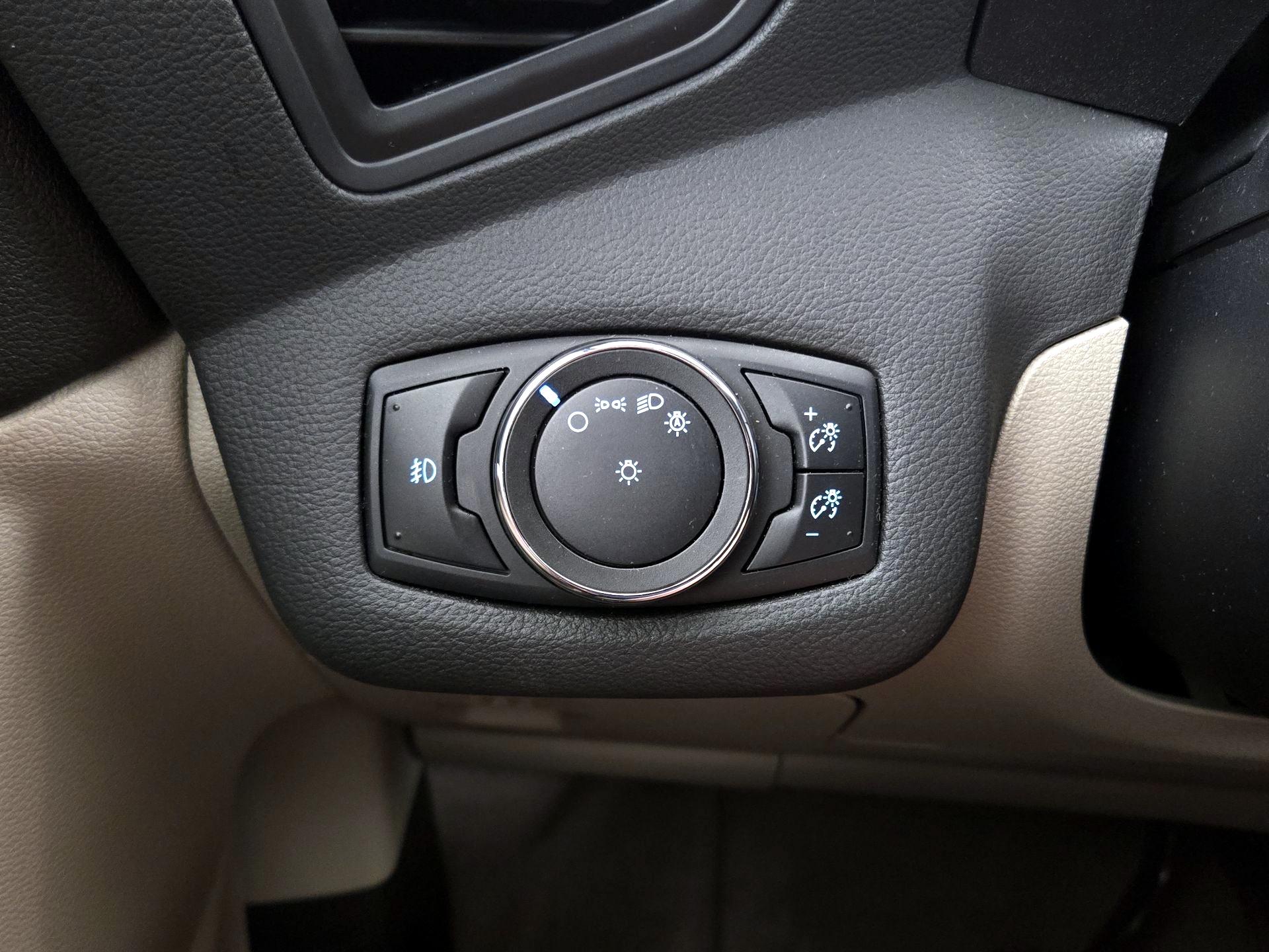 Thumbnail: 2014 Ford Escape - 13