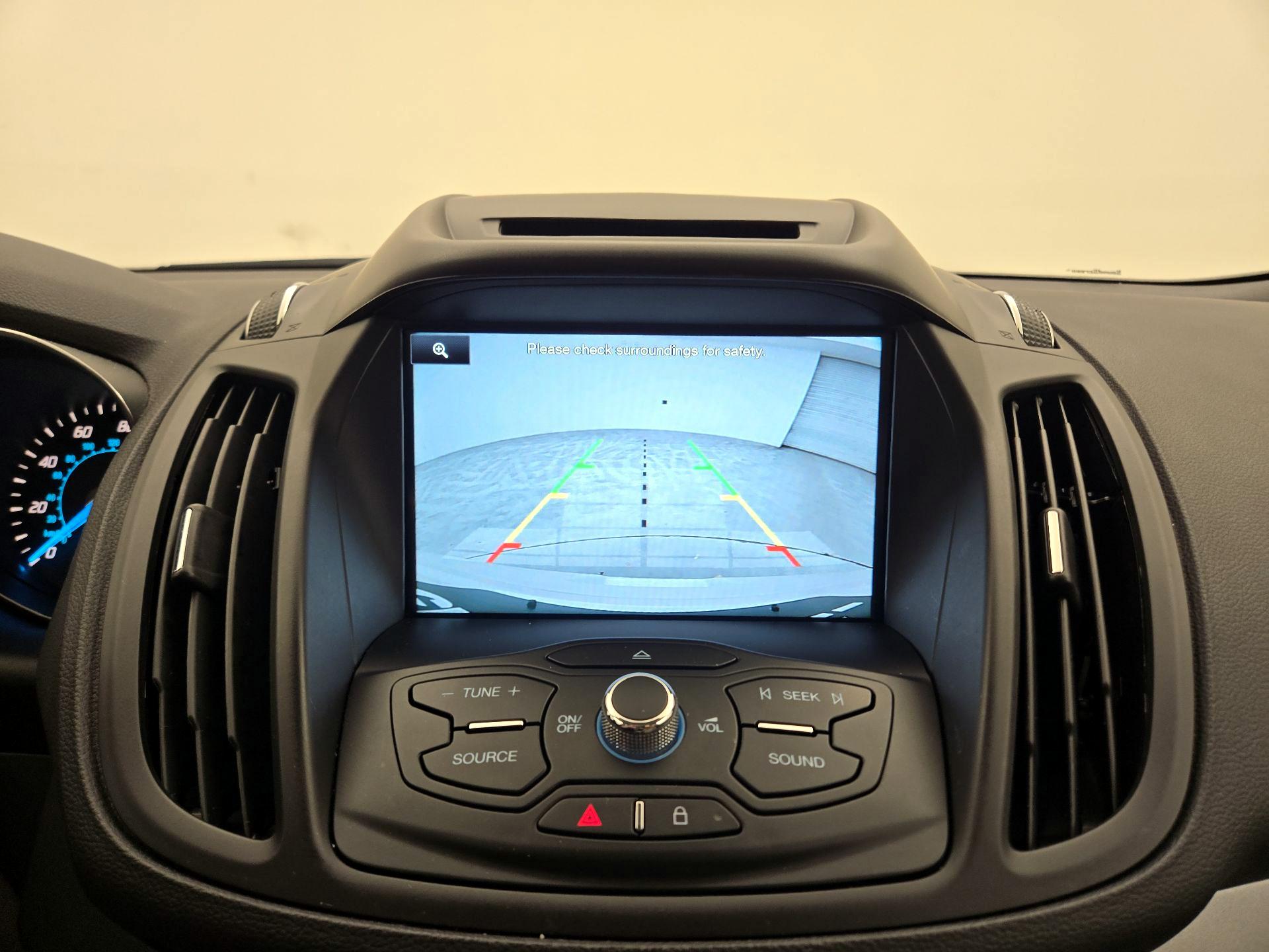 Thumbnail: 2014 Ford Escape - 15
