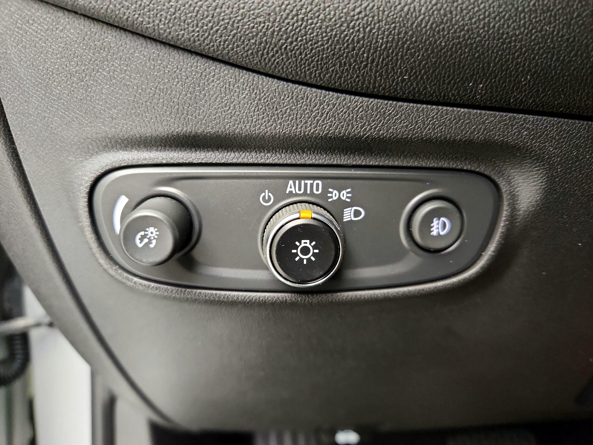 Thumbnail: 2021 Chevrolet Equinox - 13