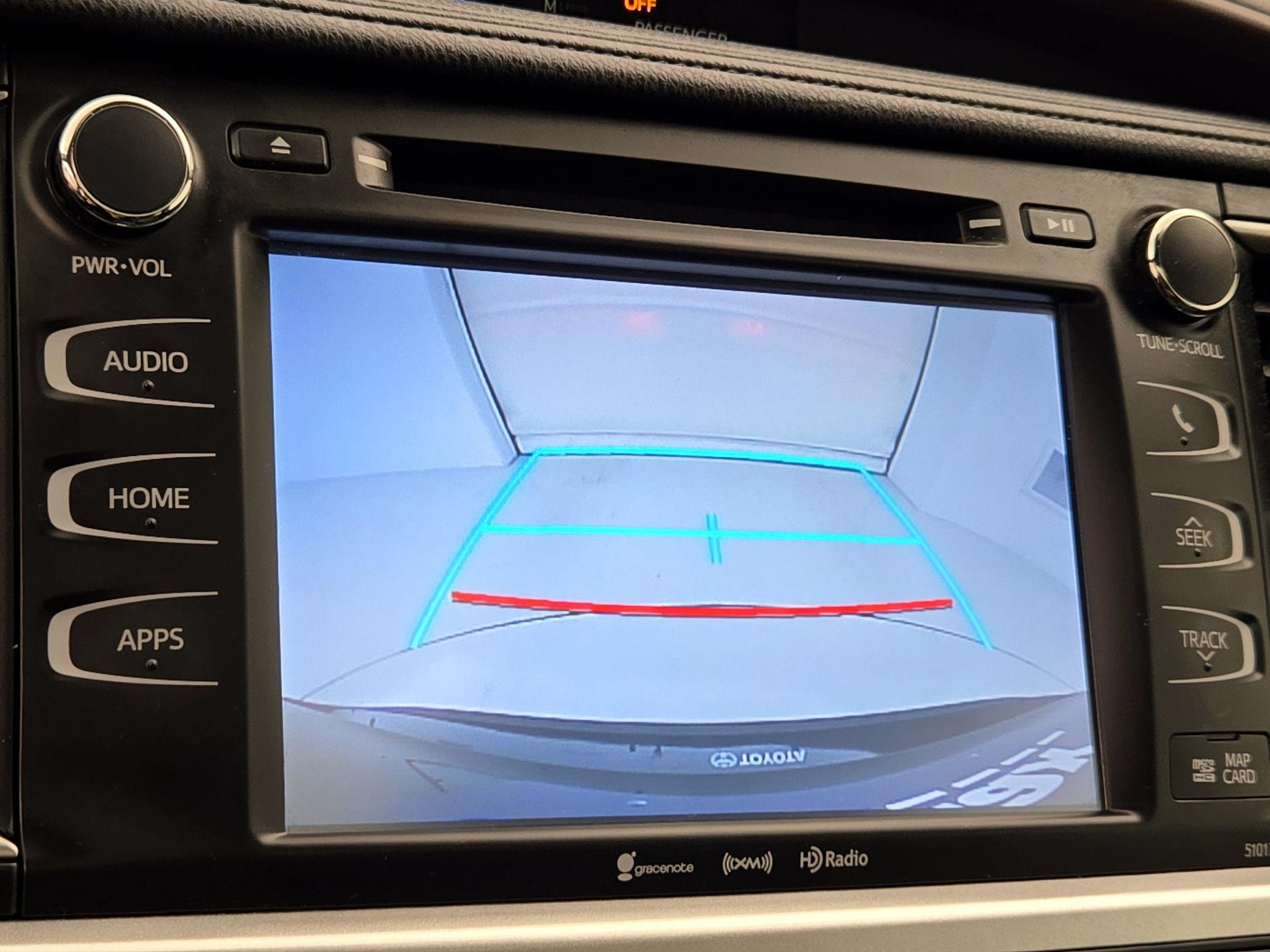 Thumbnail: 2017 Toyota Highlander - 15