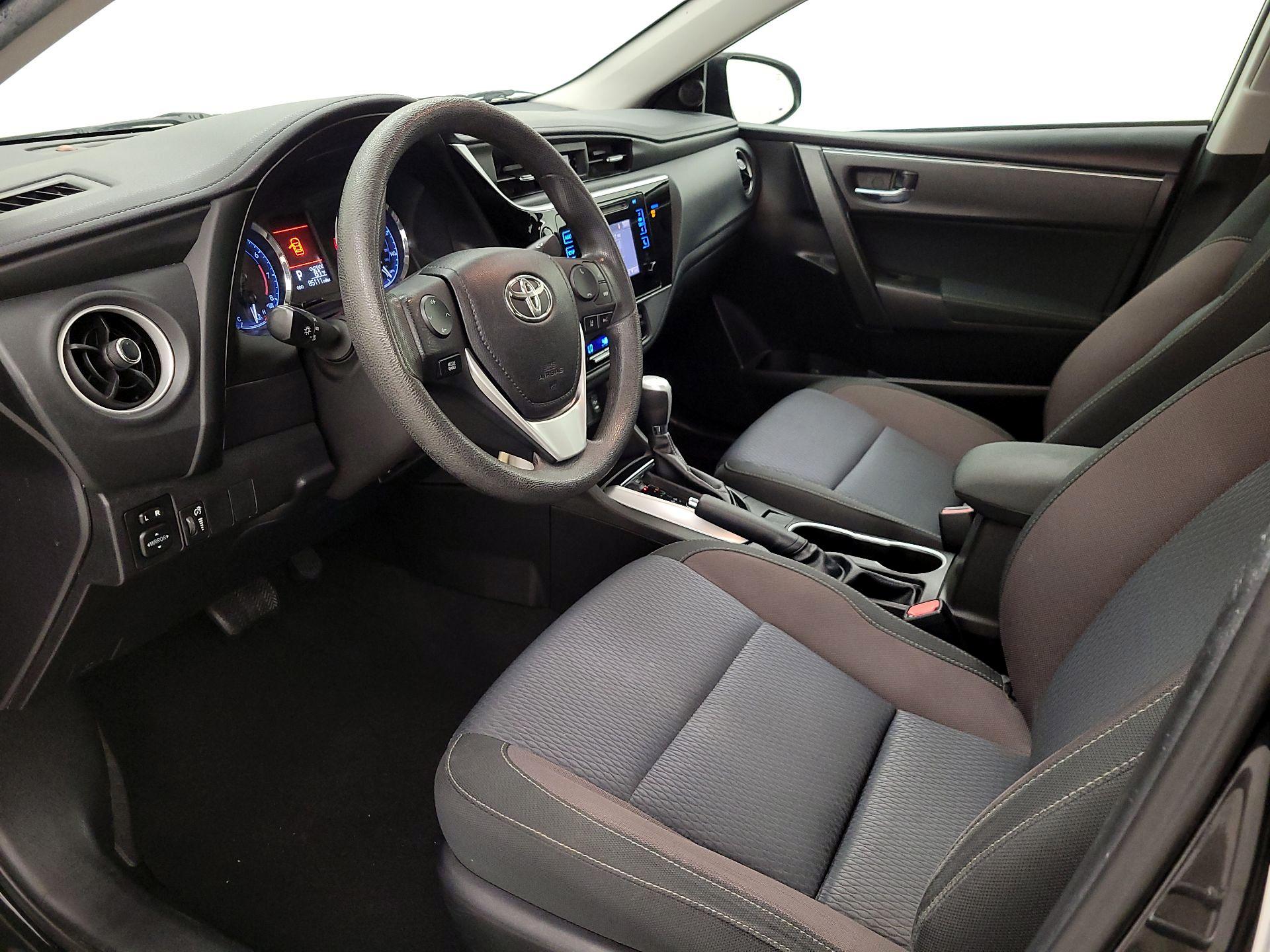Thumbnail: 2018 Toyota Corolla - 11
