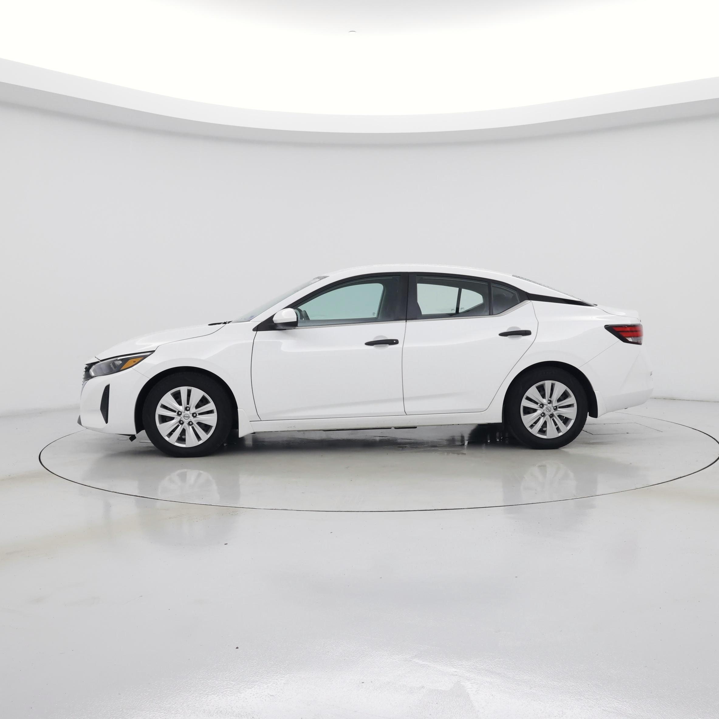 Thumbnail: 2024 Nissan Sentra - 3
