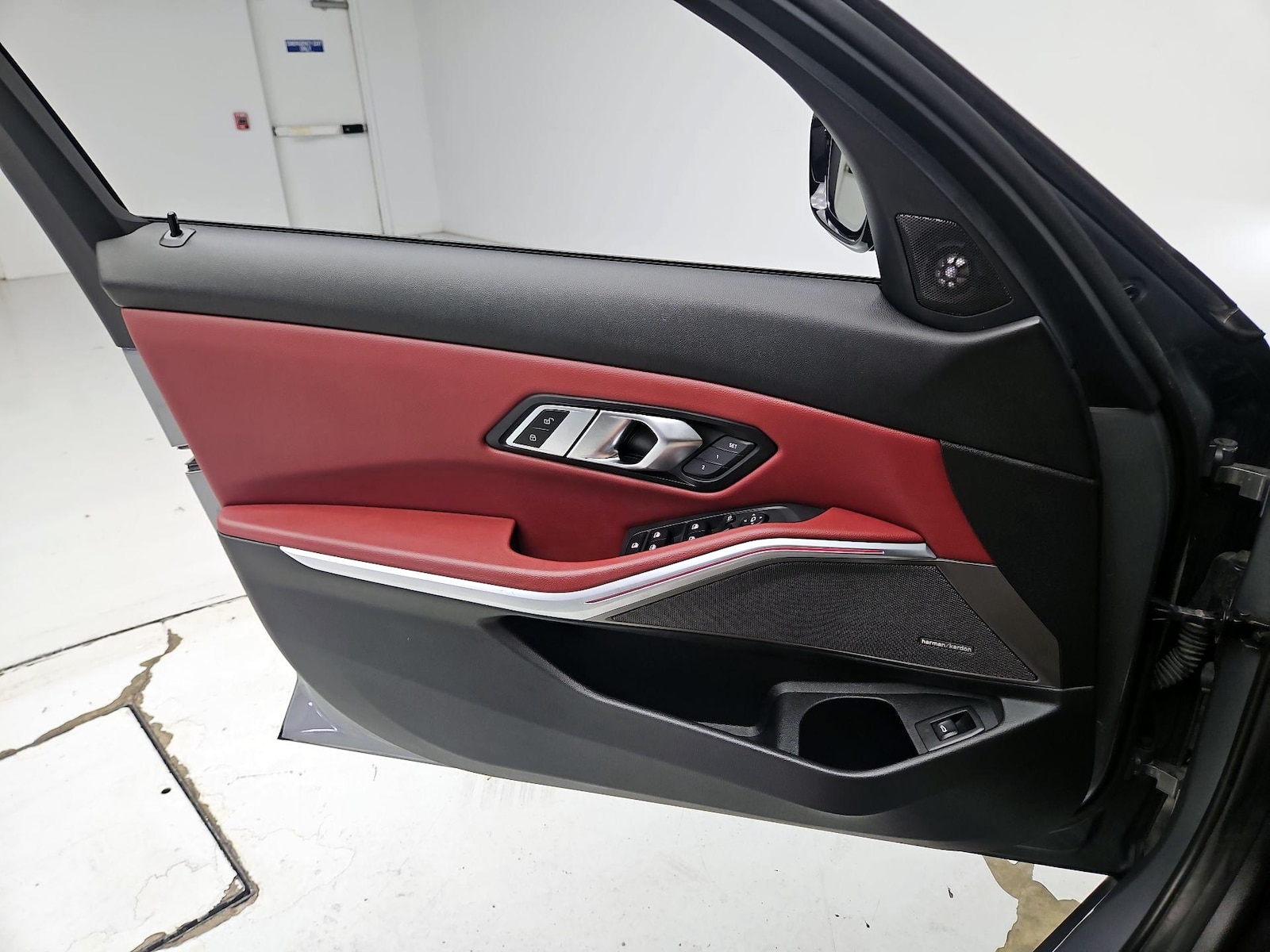 2023 BMW 3 Series 330i - Photo 13
