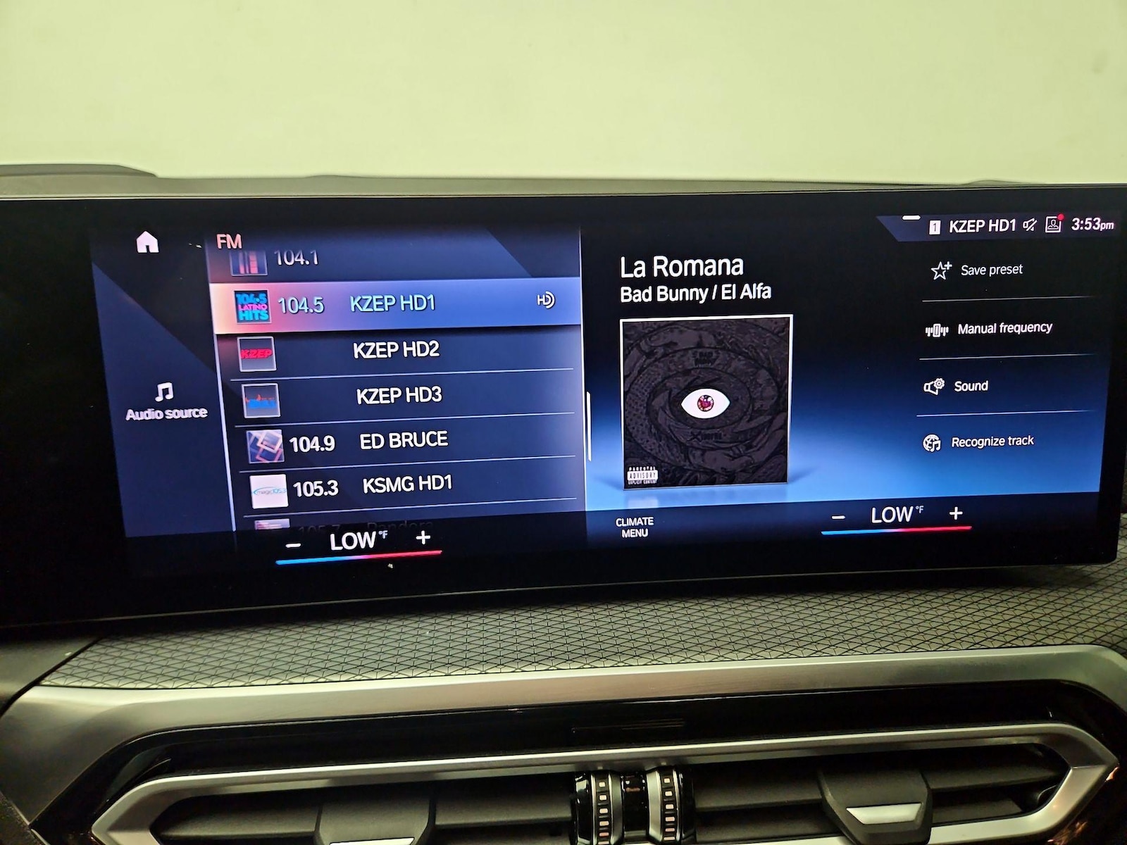 2023 BMW 3 Series 330i - Photo 17