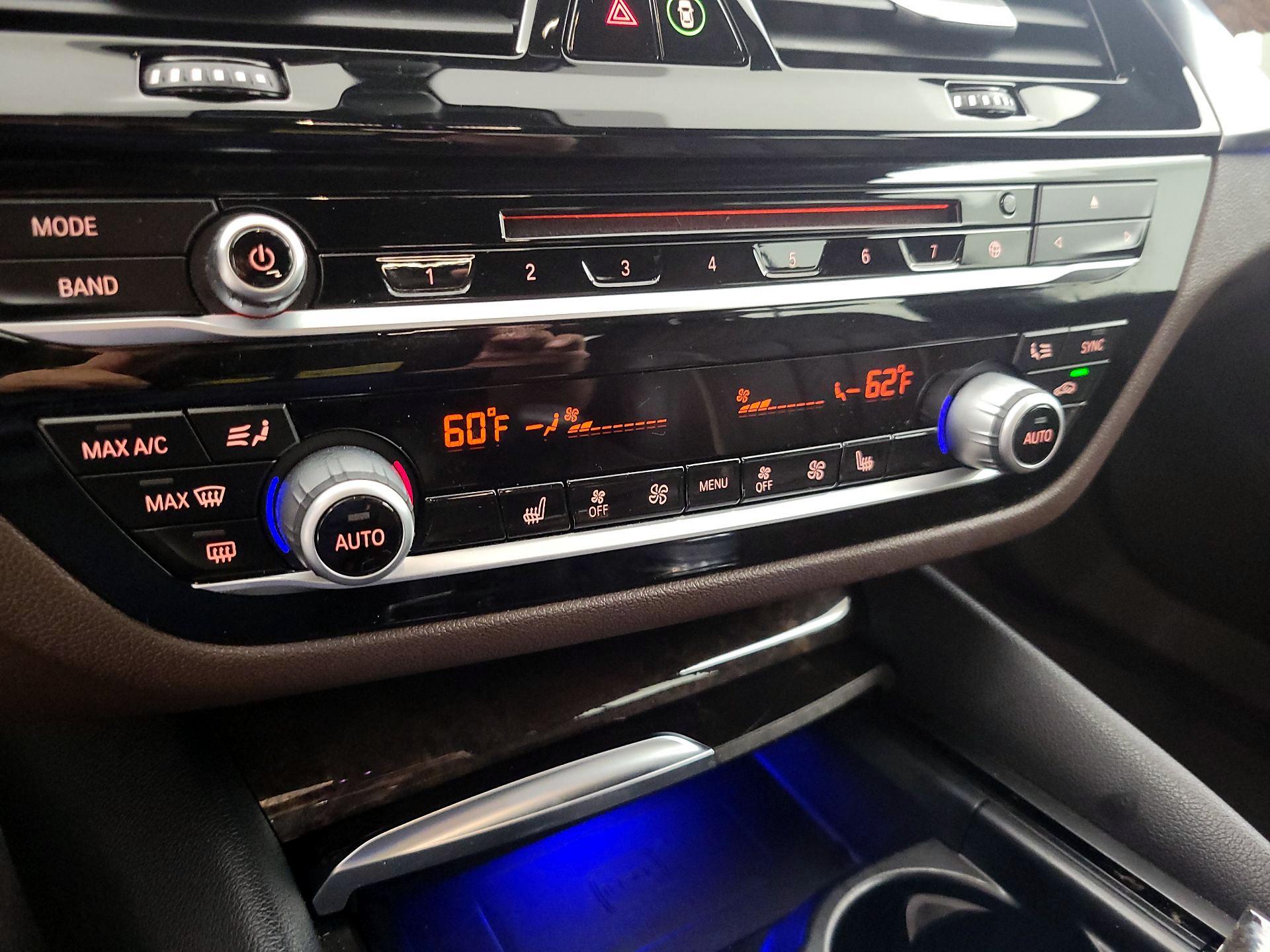 Thumbnail: 2019 BMW 5 Series - 17