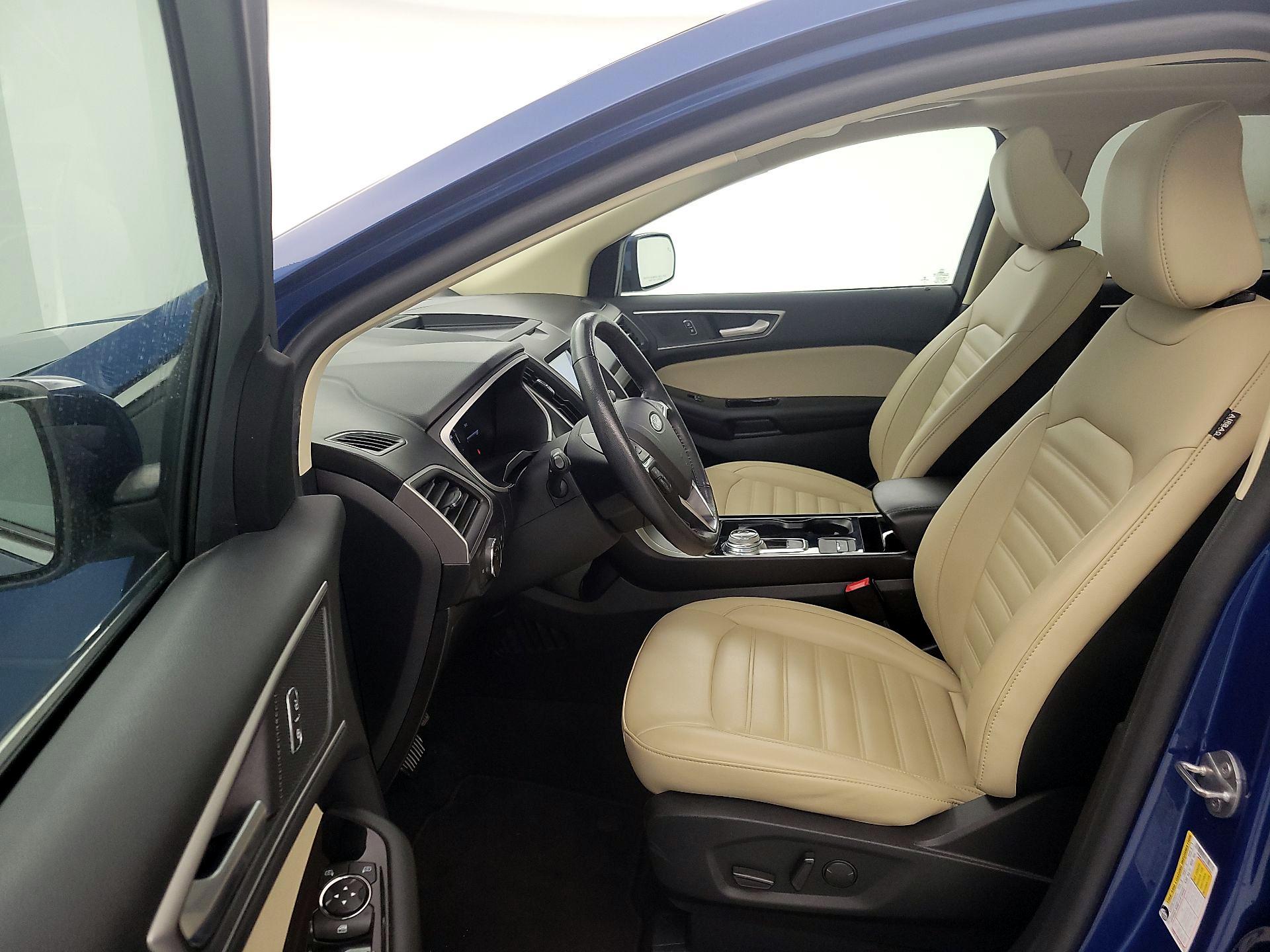 Thumbnail: 2020 Ford Edge - 11