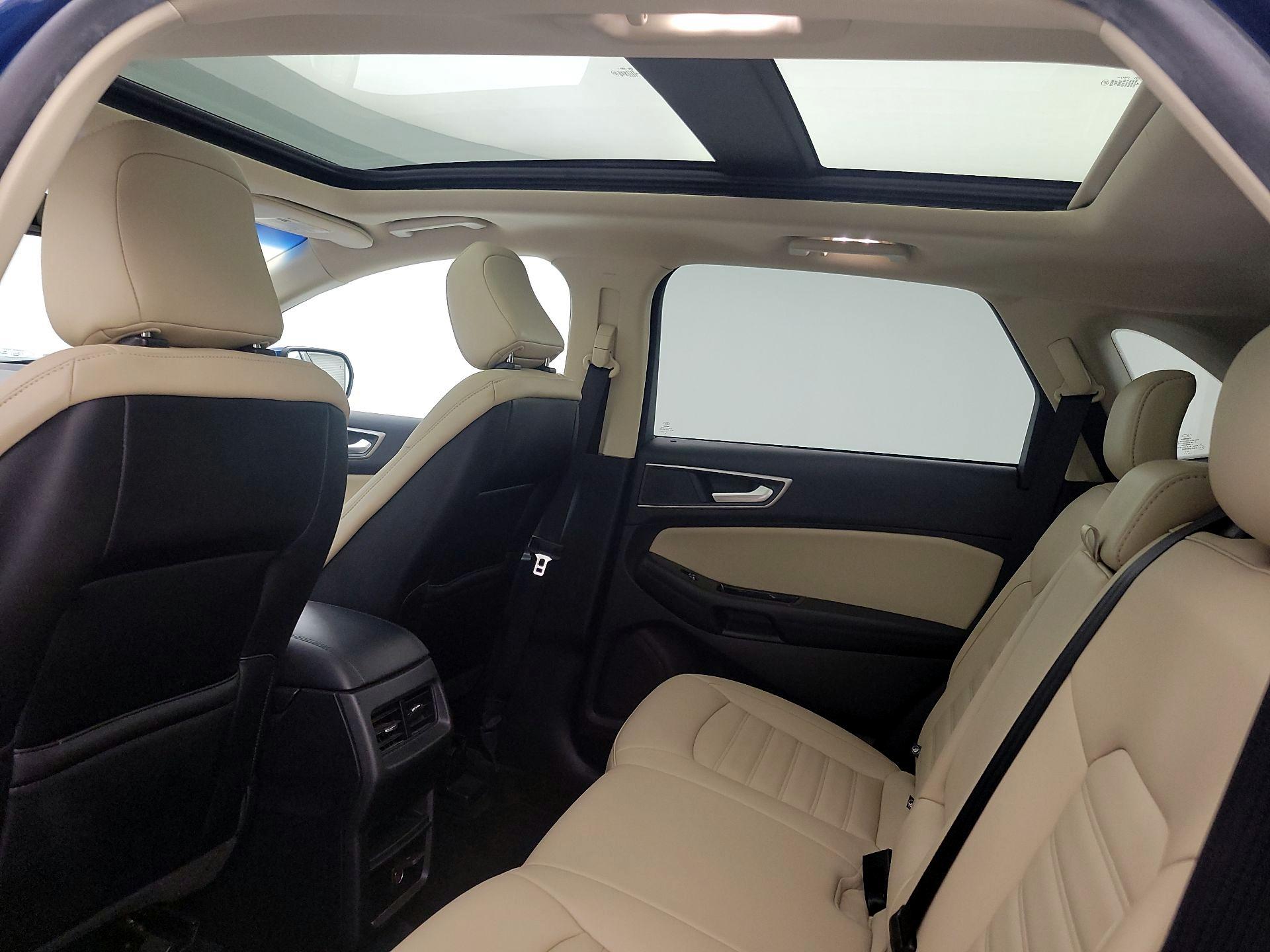 Thumbnail: 2020 Ford Edge - 19