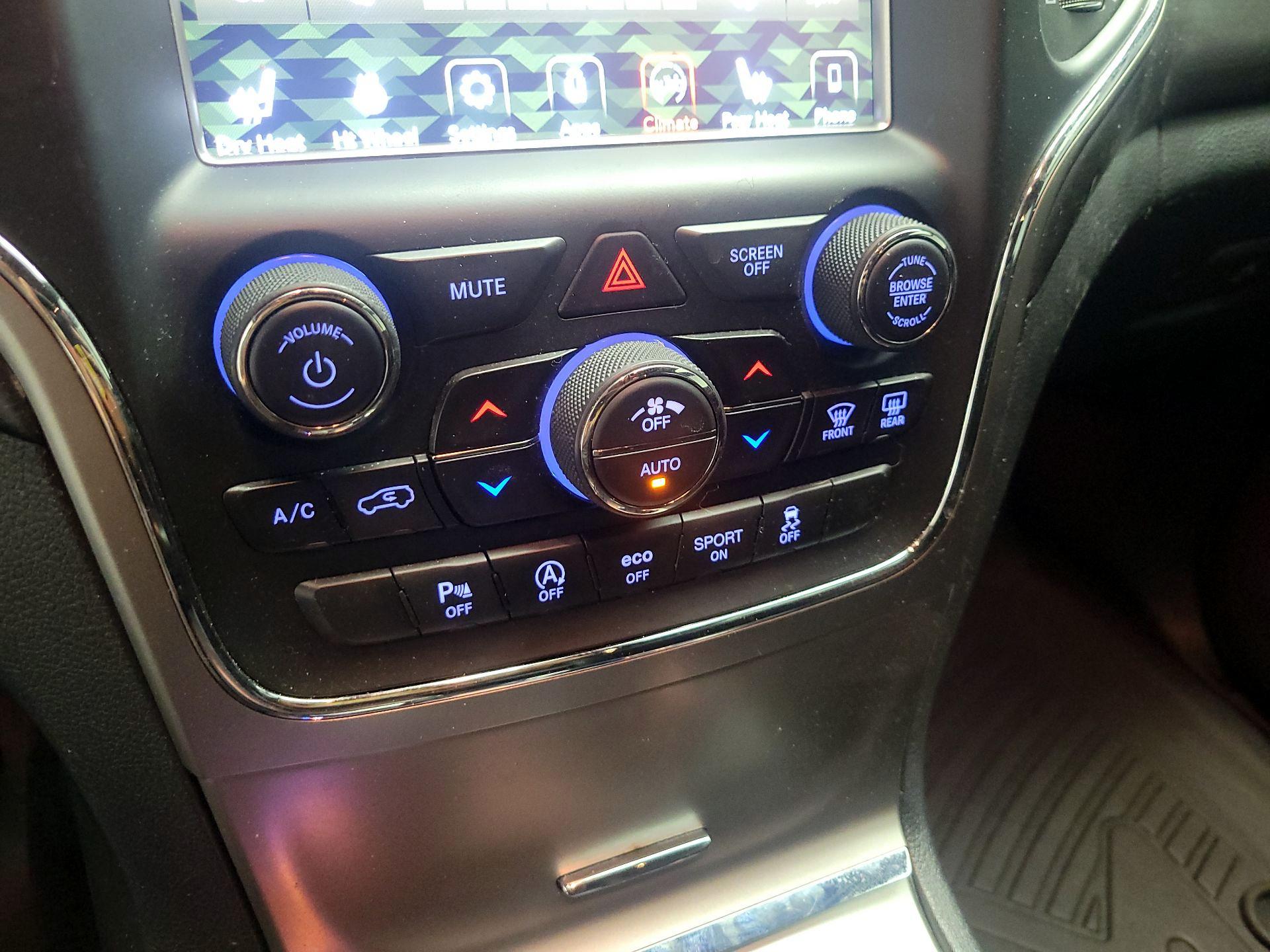 Thumbnail: 2018 Jeep Grand Cherokee - 15