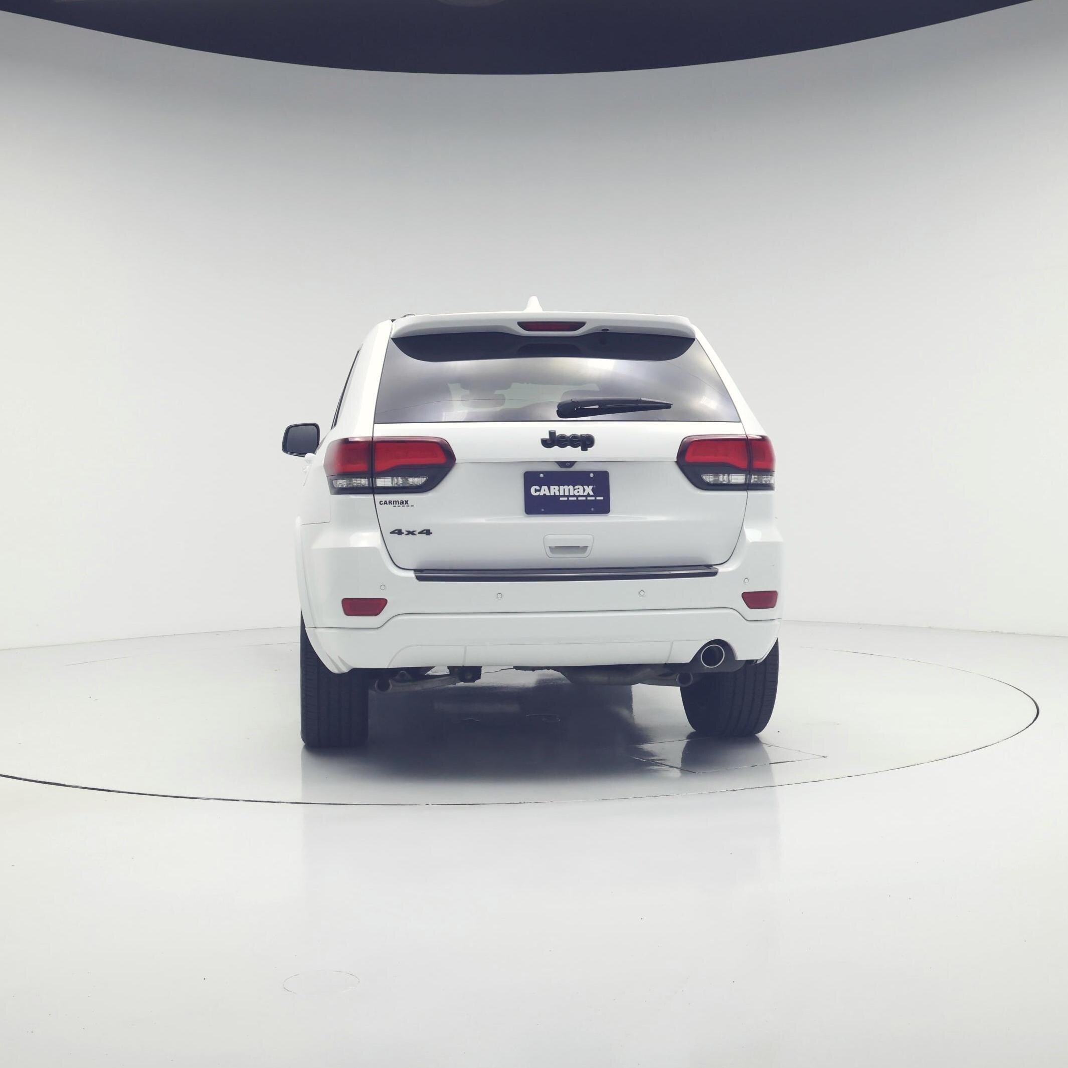 Thumbnail: 2018 Jeep Grand Cherokee - 6