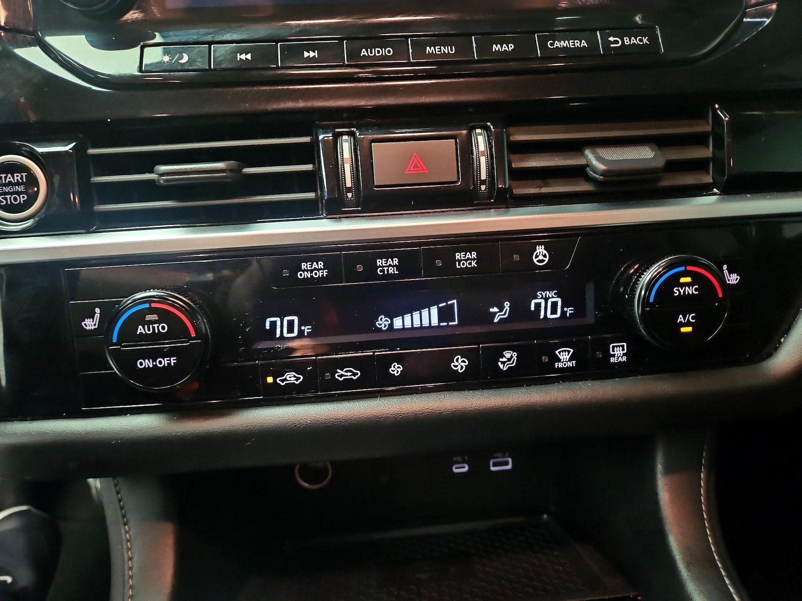 2023 Nissan Pathfinder SL - Photo 17