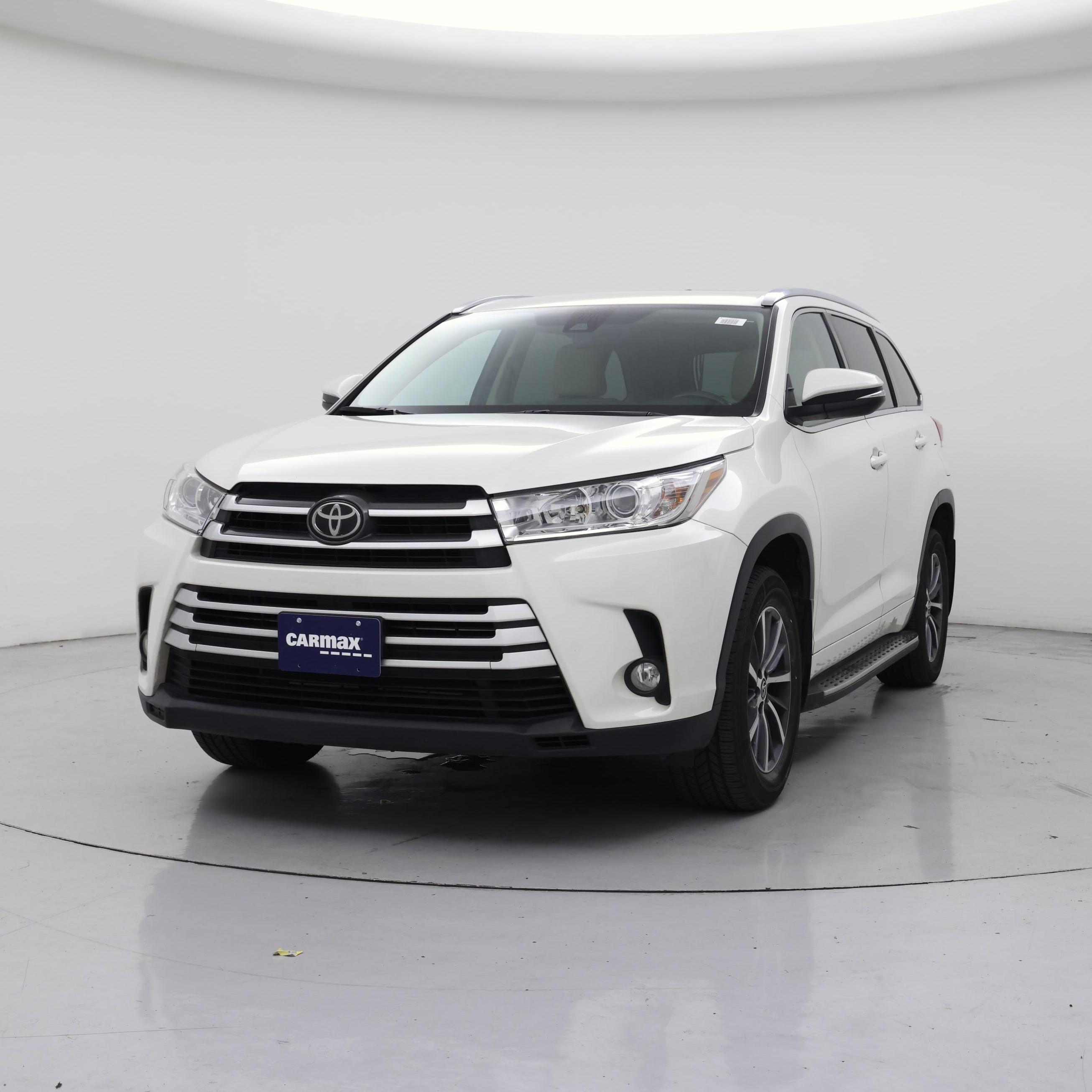 Thumbnail: 2018 Toyota Highlander - 4